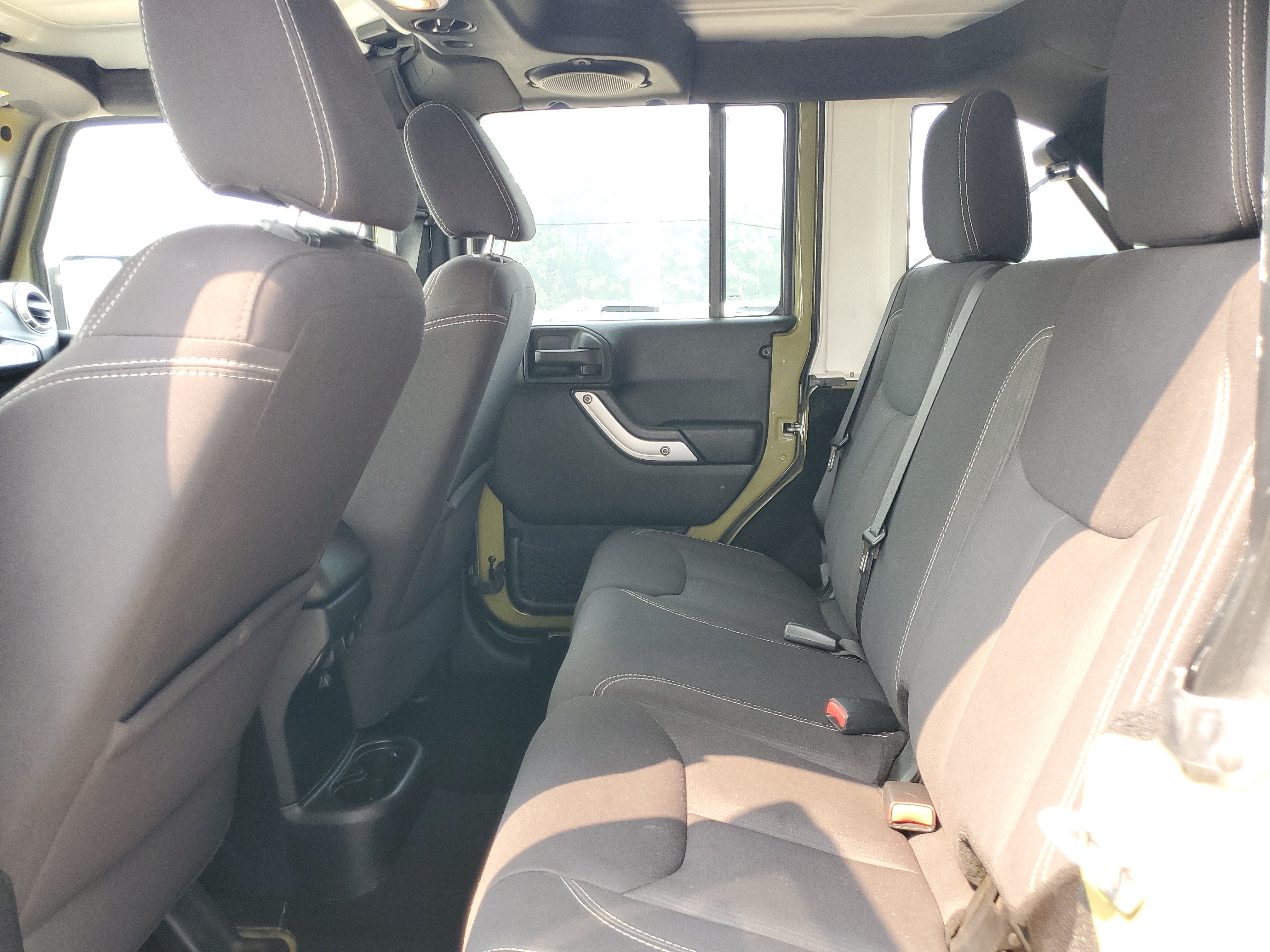 2013 Jeep Wrangler Unlimited Sahara