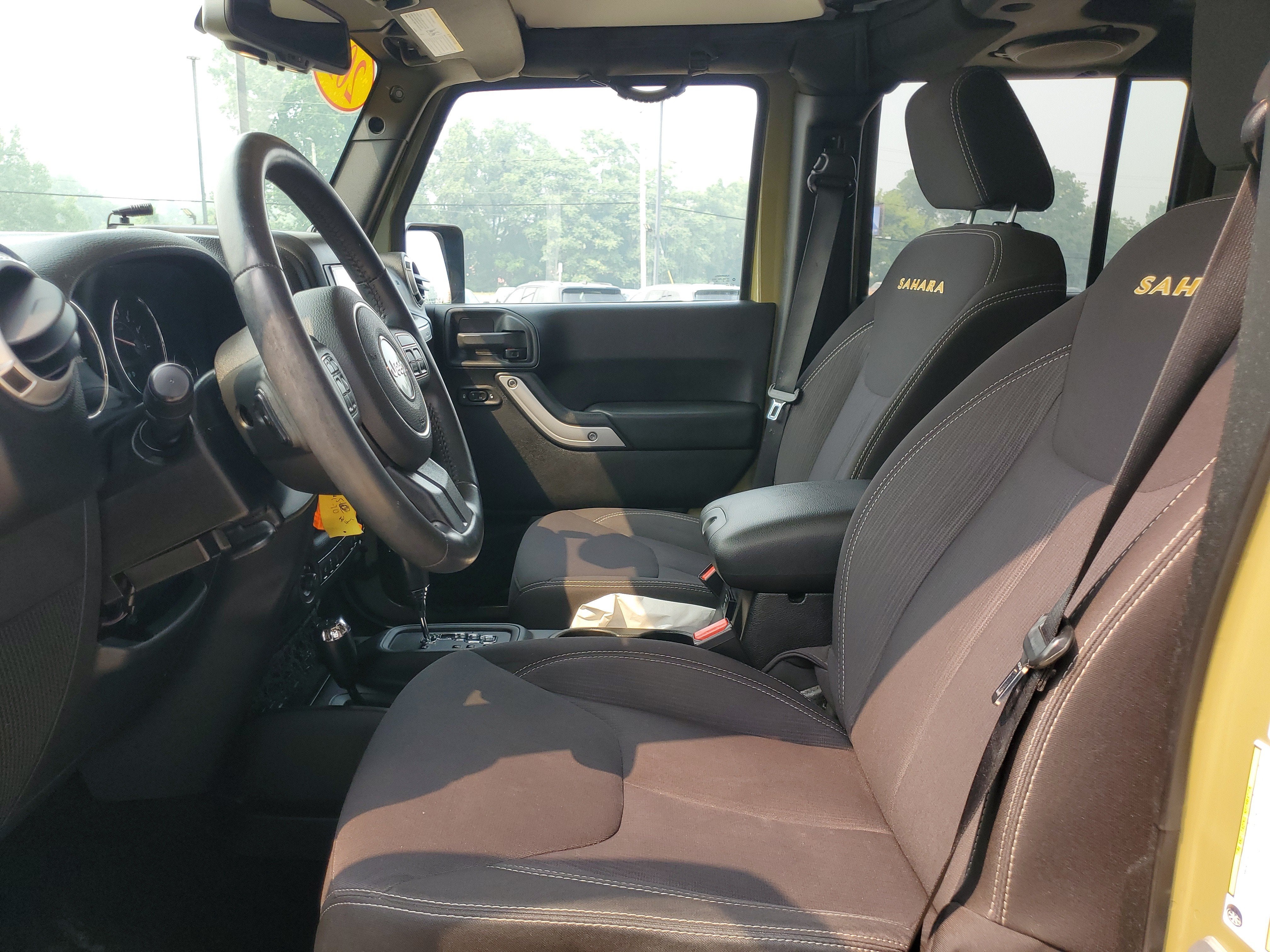 2013 Jeep Wrangler Unlimited Sahara
