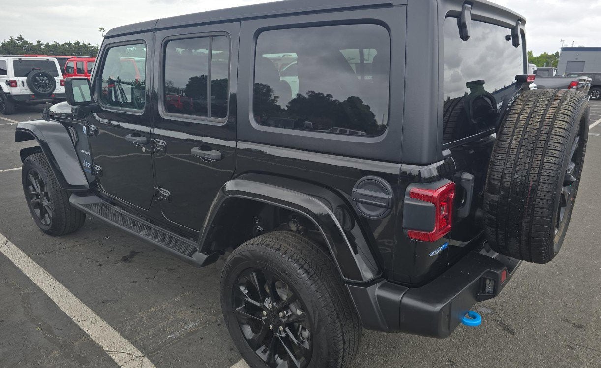 2023 Jeep Wrangler 4xe Sahara 4x4