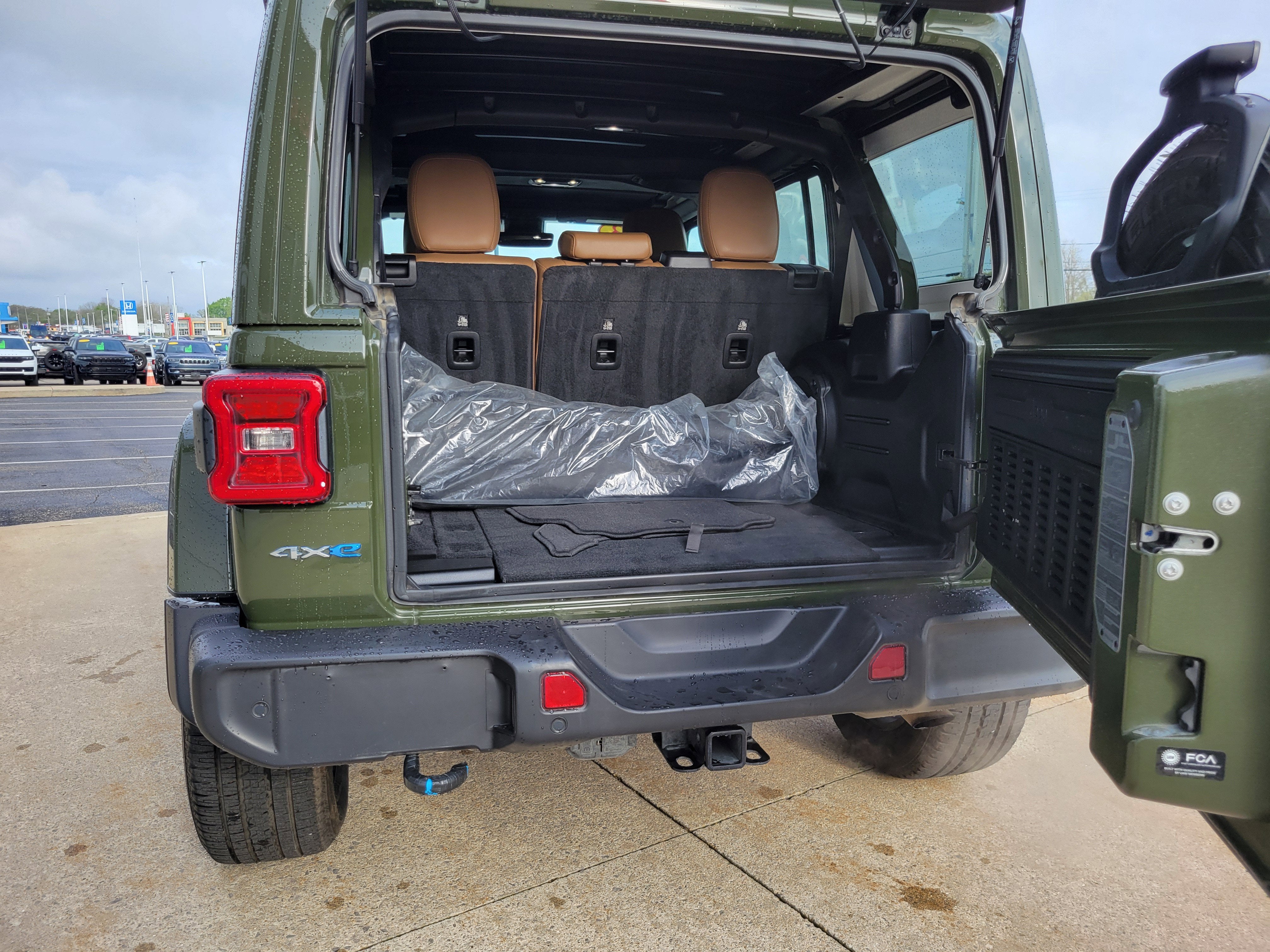 2023 Jeep Wrangler 4xe Sahara 4x4