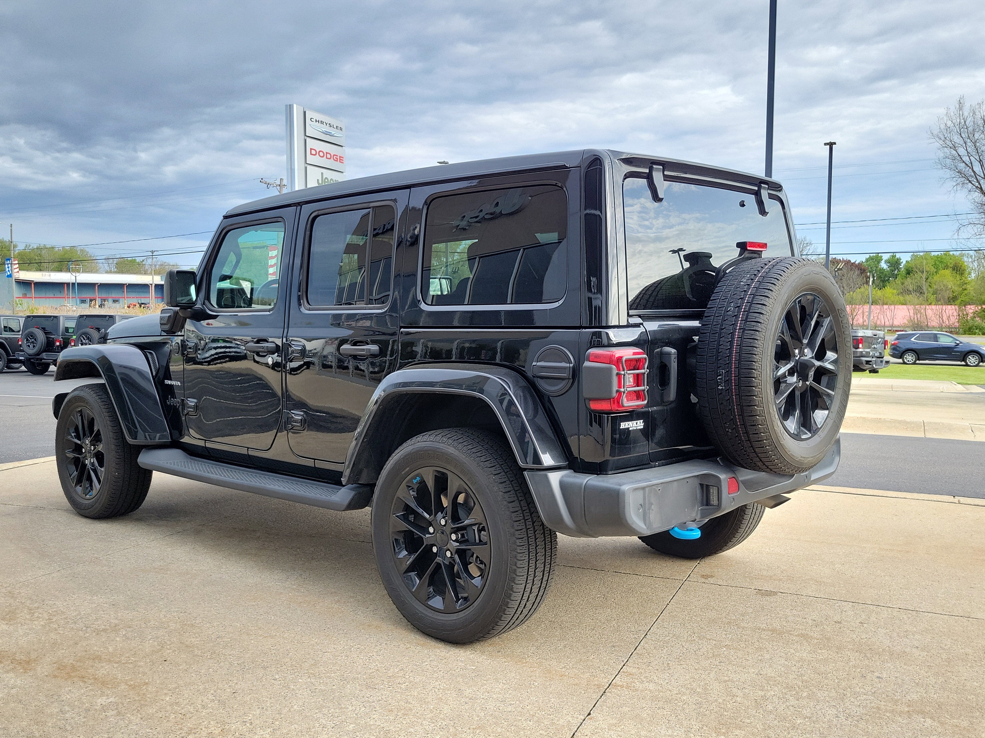 2022 Jeep Wrangler 4xe Unlimited Sahara 4x4