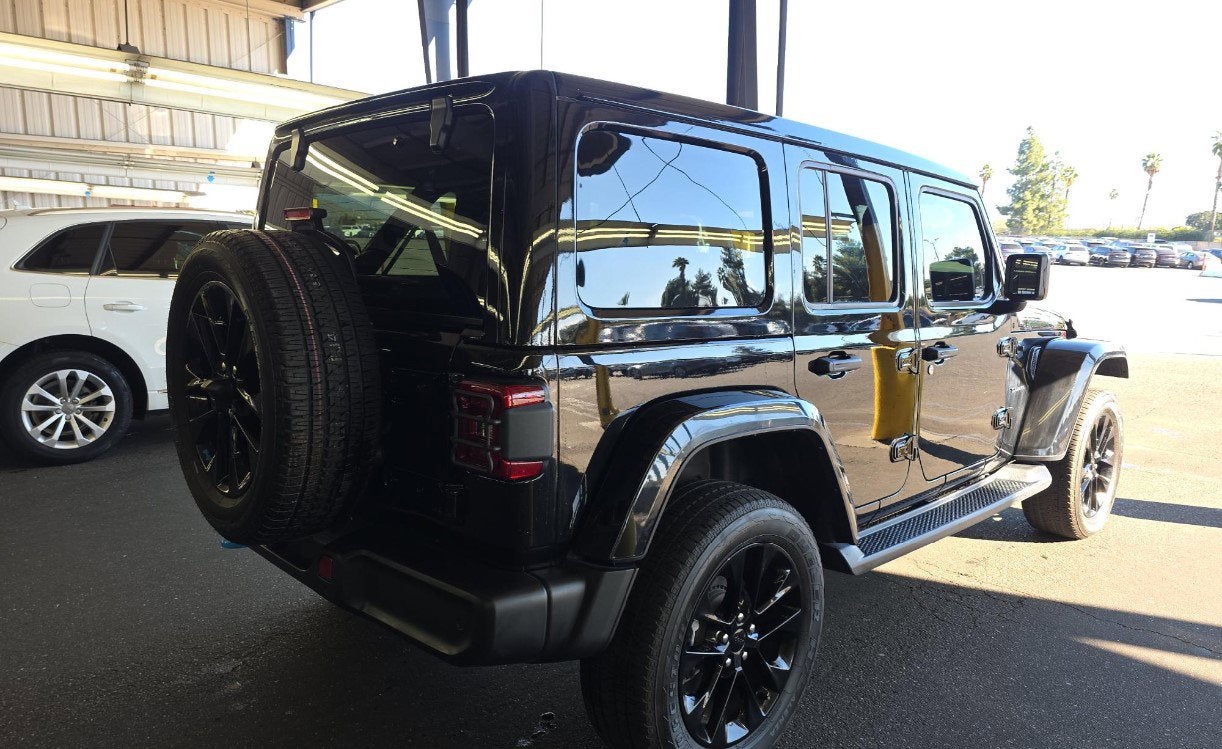 2022 Jeep Wrangler 4xe Unlimited Sahara 4x4