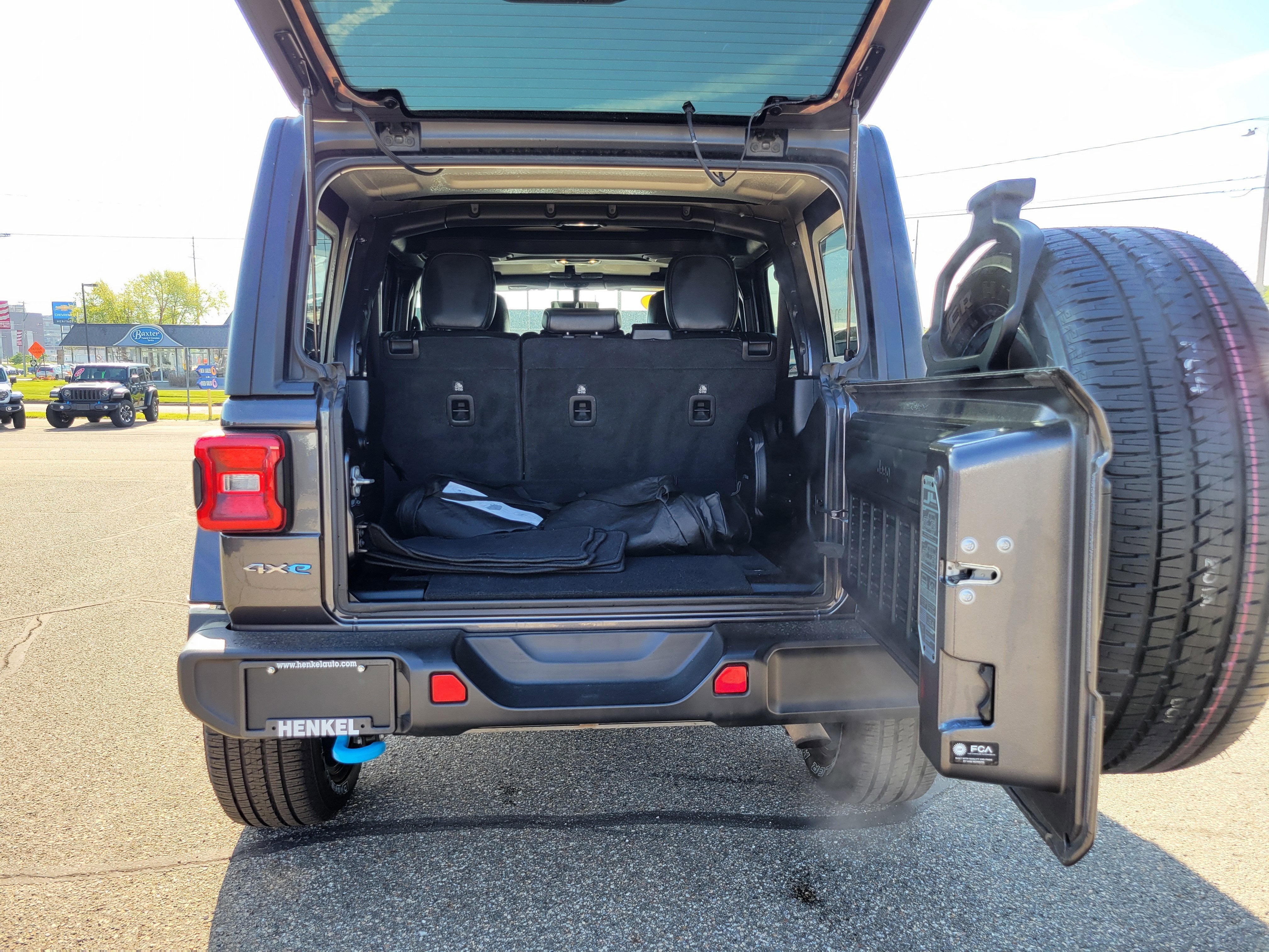 2022 Jeep Wrangler 4xe Unlimited Sahara 4x4
