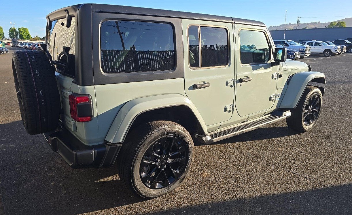 2023 Jeep Wrangler Sahara 4xE