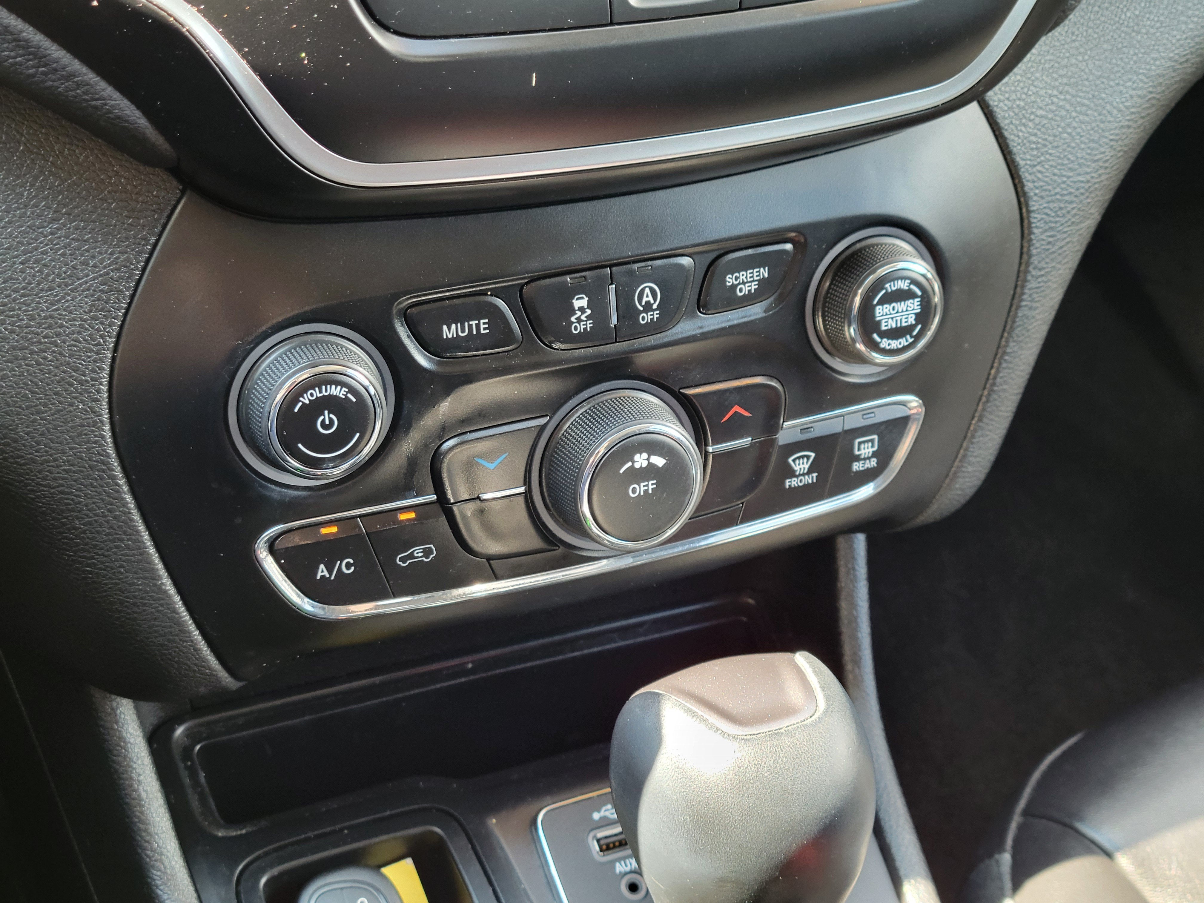 2019 Jeep Cherokee Latitude Plus FWD
