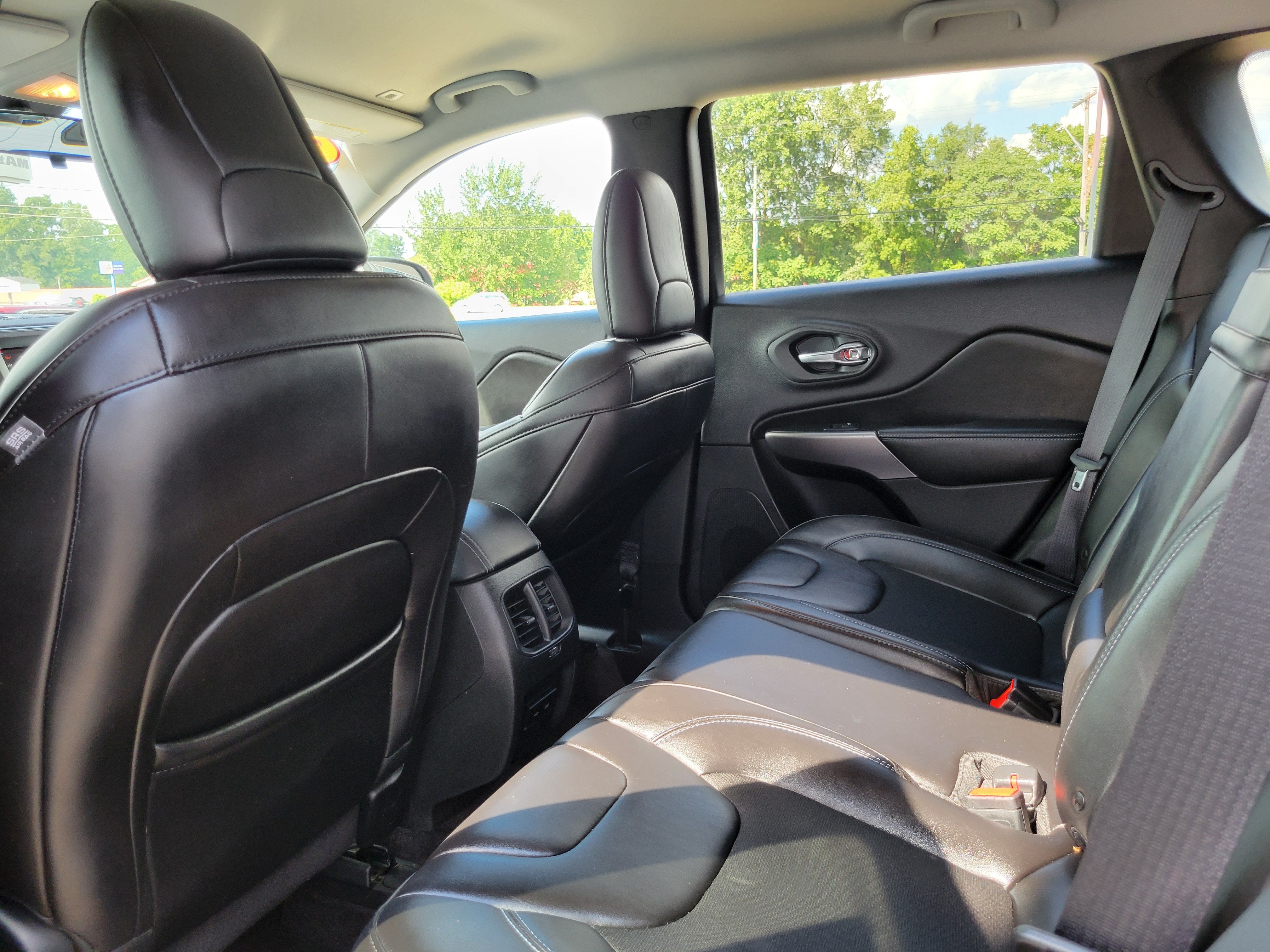 2019 Jeep Cherokee Latitude Plus FWD