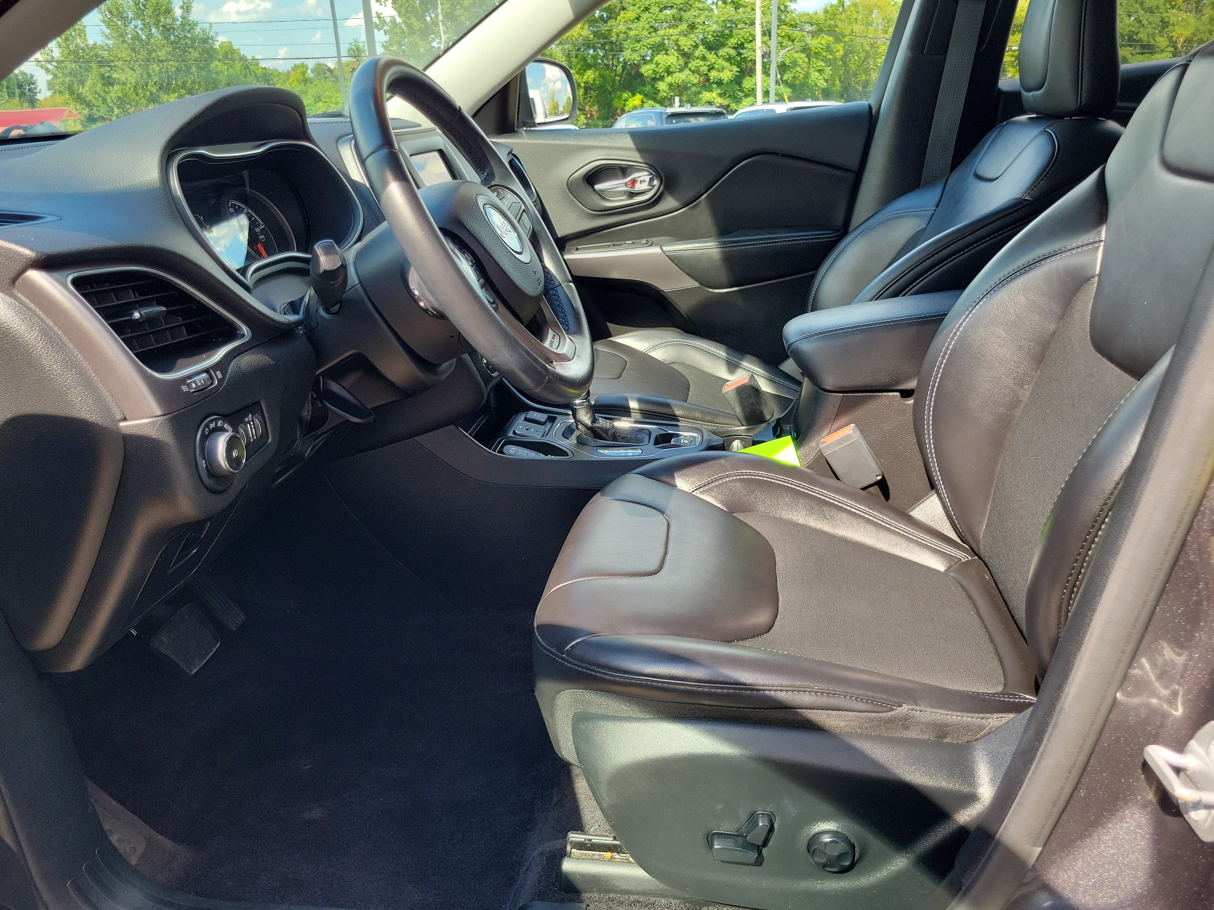 2019 Jeep Cherokee Latitude Plus FWD