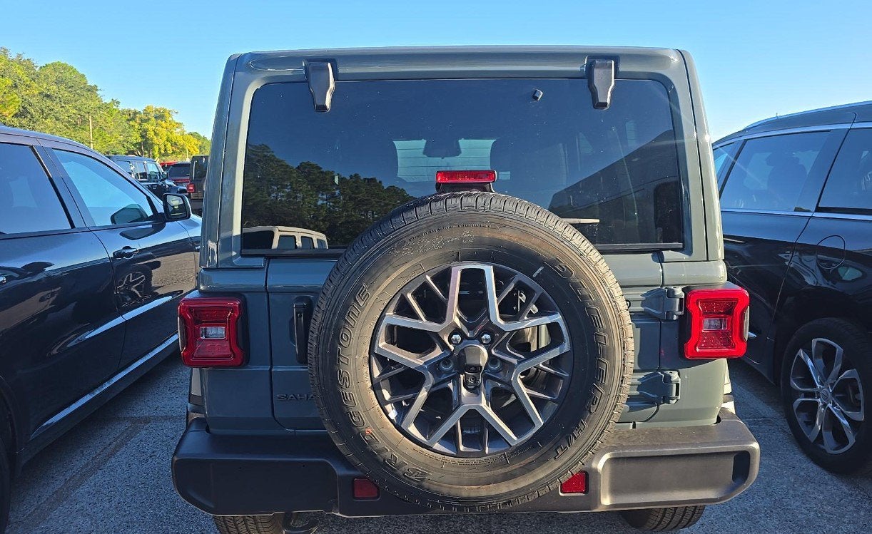 2026 Jeep Wrangler 4-Door Sahara 4x4