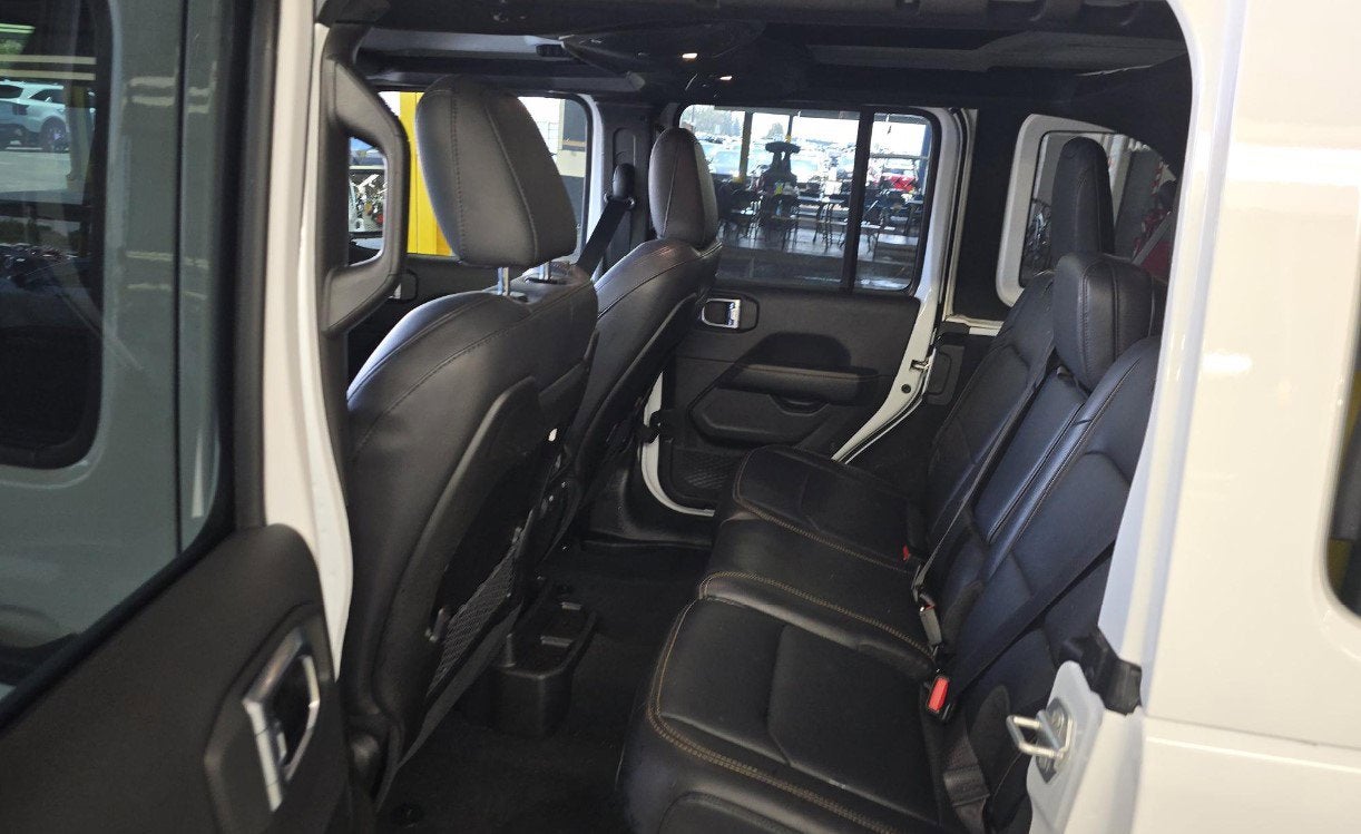 2024 Jeep Wrangler 4-Door Sahara 4x4