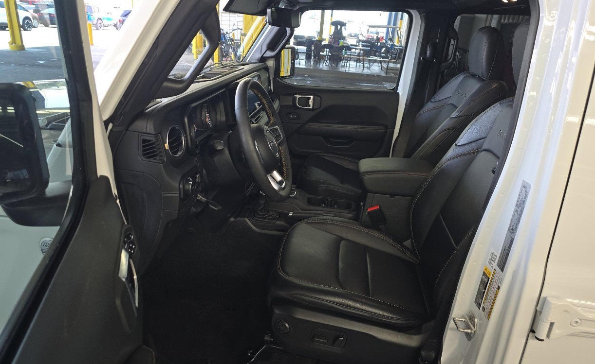 2024 Jeep Wrangler 4-Door Sahara 4x4