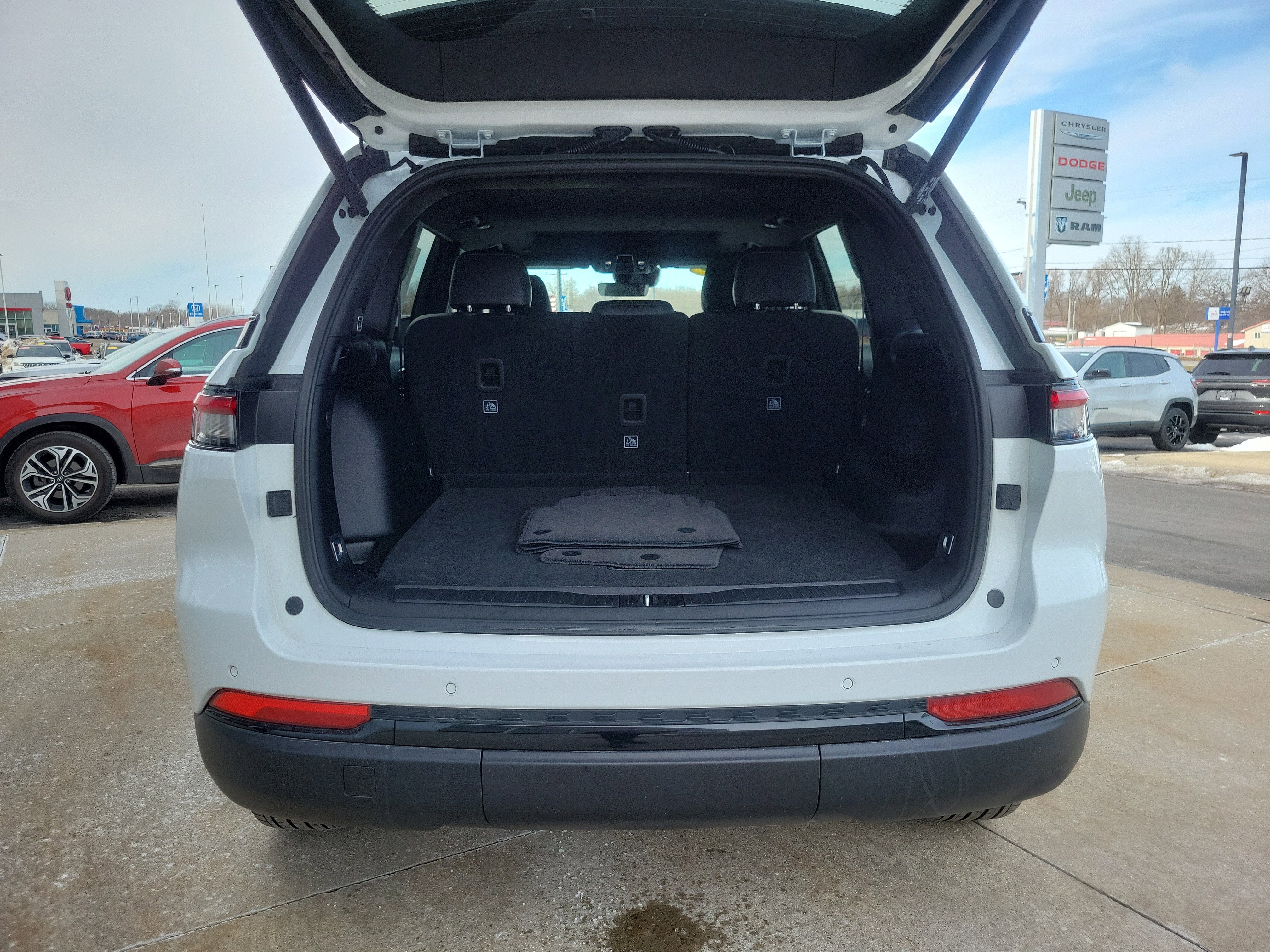 2025 Jeep Grand Cherokee Altitude X 4x4