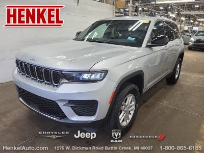 2025 Jeep Grand Cherokee Laredo 4x4