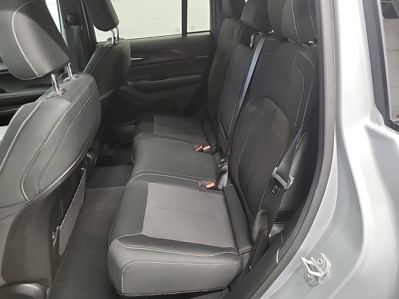 2025 Jeep Grand Cherokee Laredo 4x4