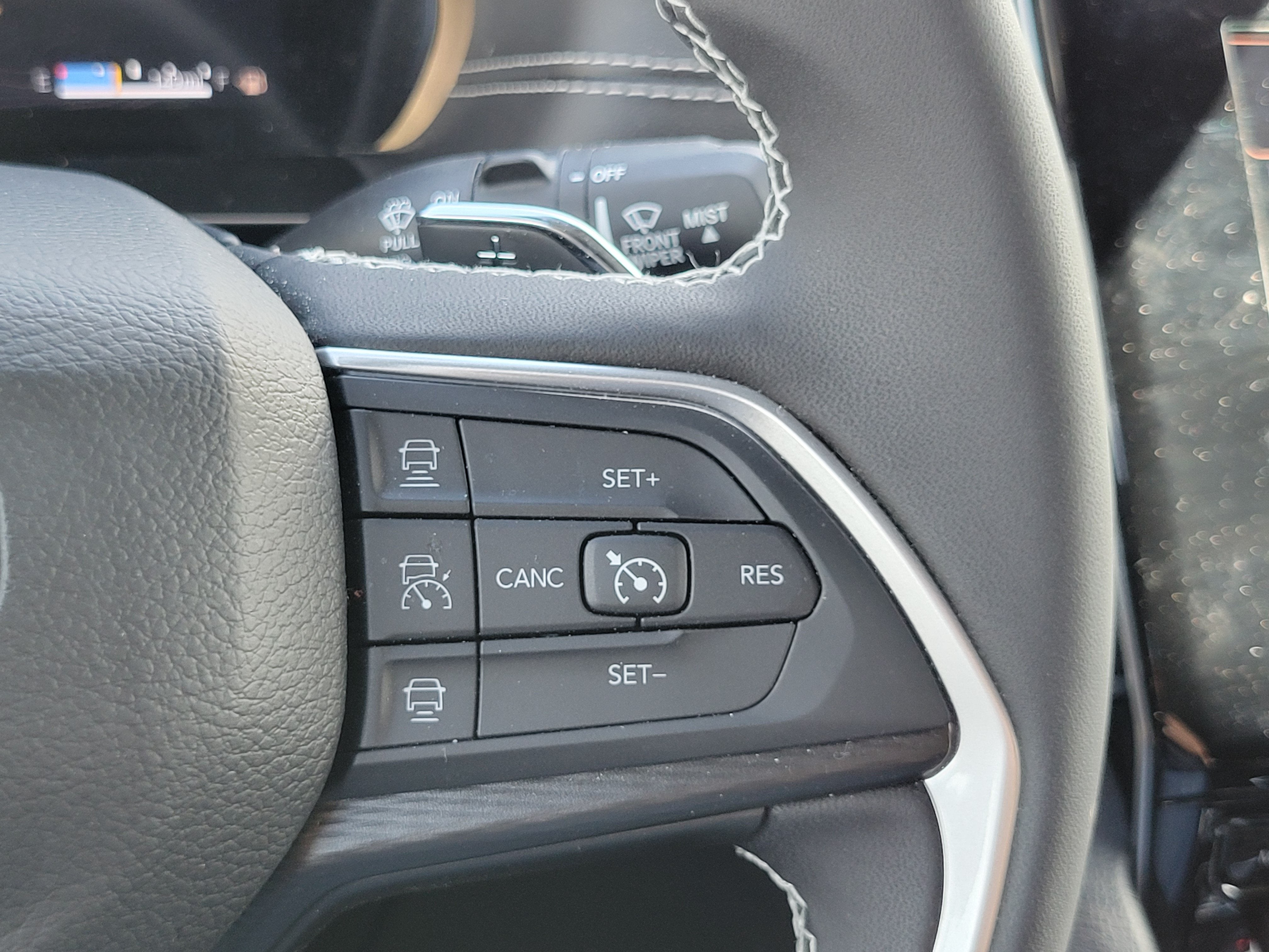 2025 Jeep Grand Cherokee Laredo 4x4