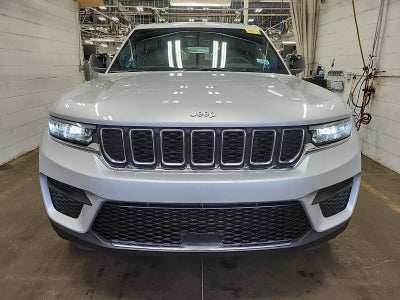 2025 Jeep Grand Cherokee Laredo 4x4