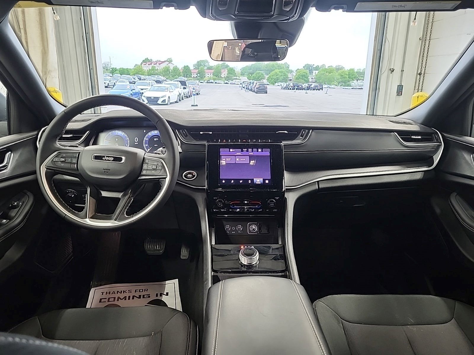 2025 Jeep Grand Cherokee Laredo 4x4
