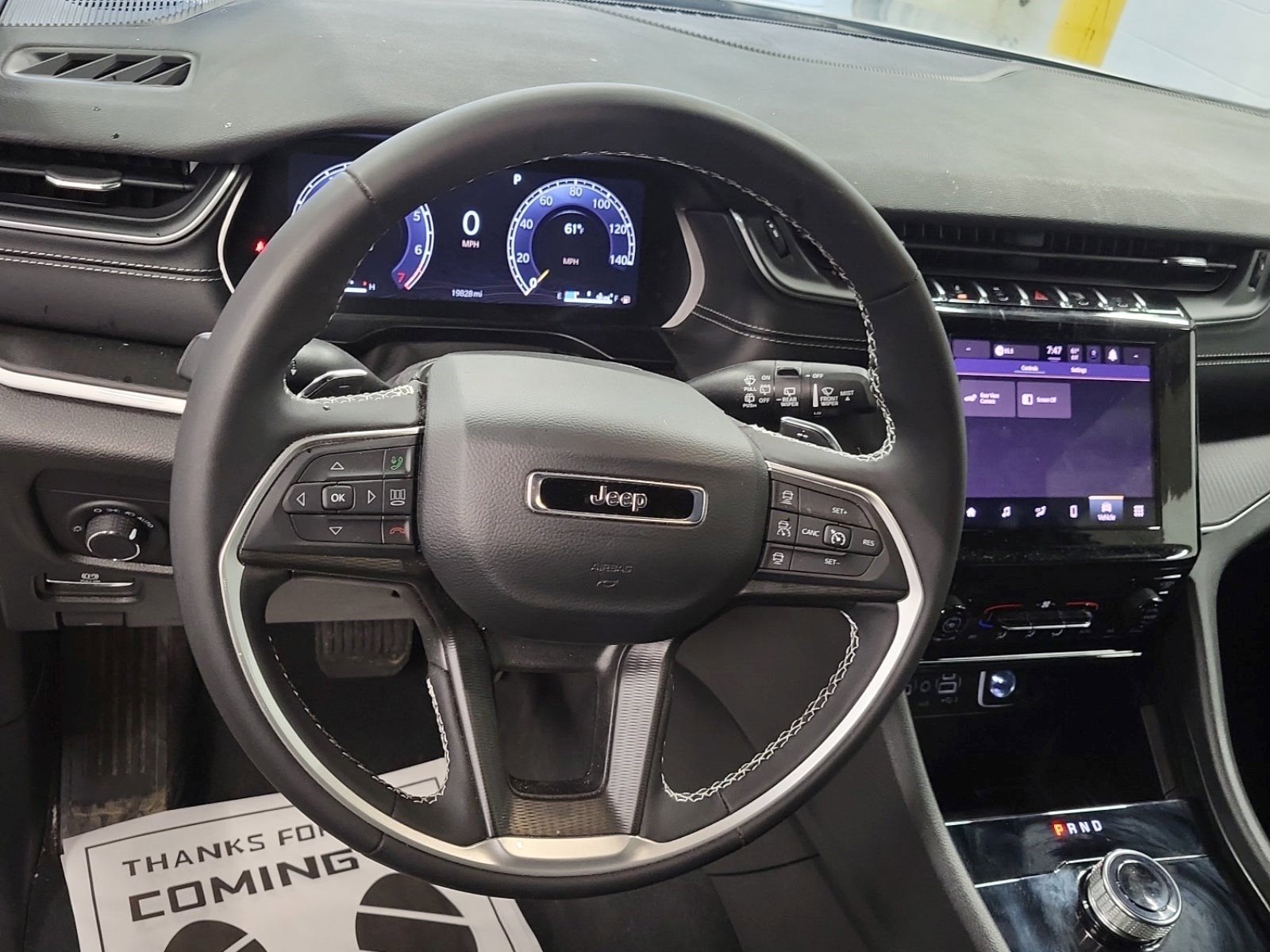 2025 Jeep Grand Cherokee Laredo 4x4