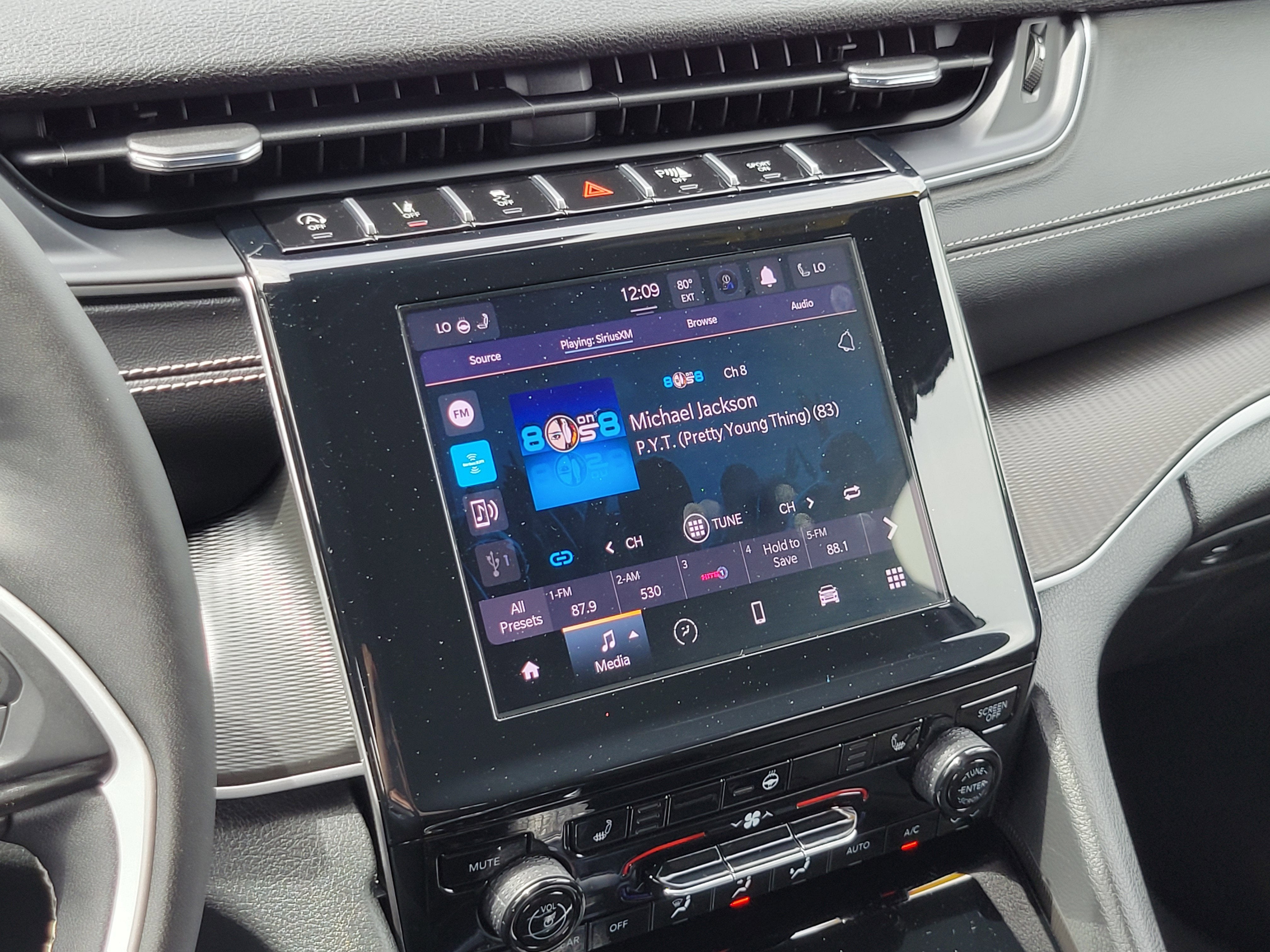 2024 Jeep Grand Cherokee Altitude 4x4