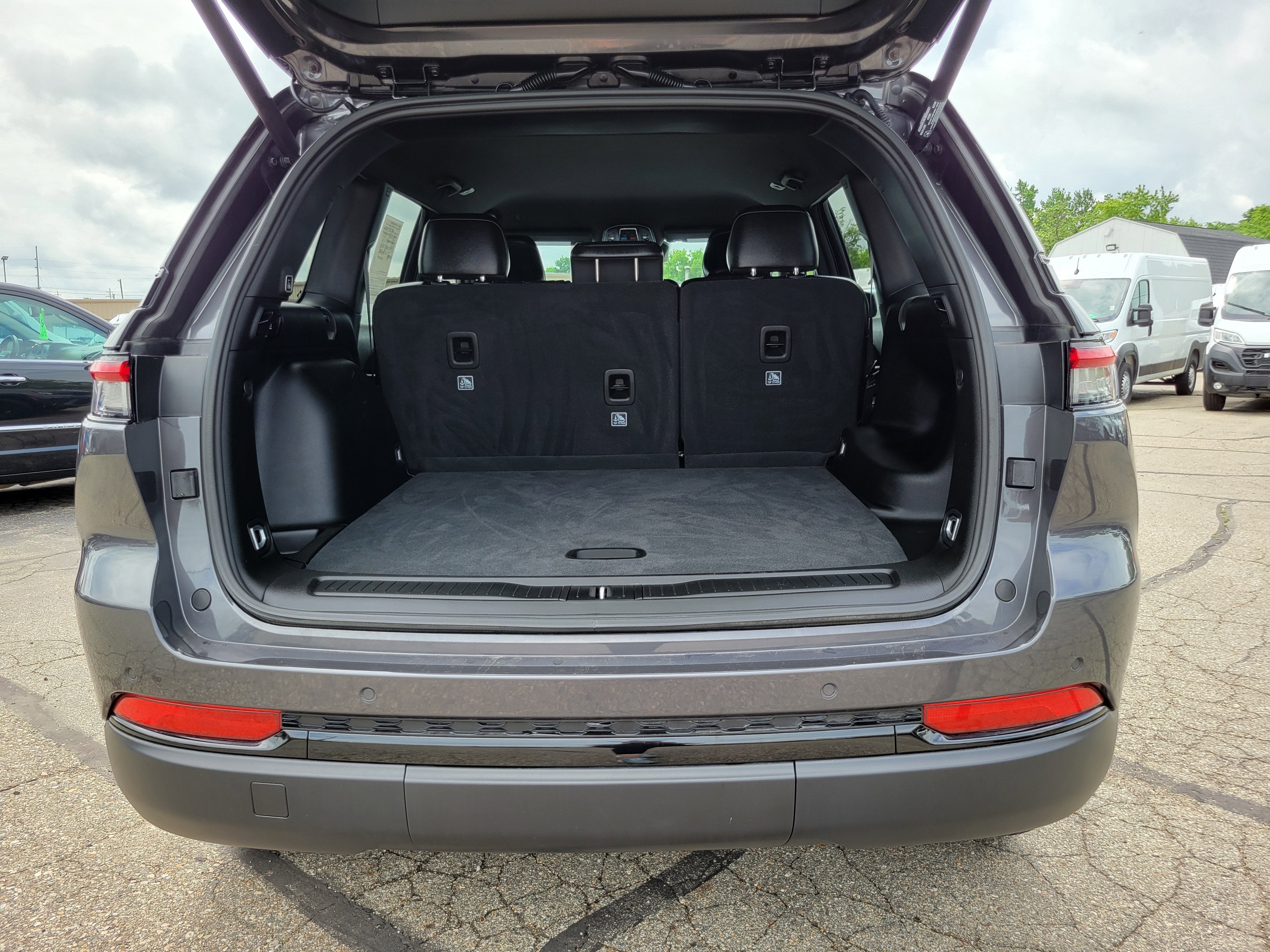 2024 Jeep Grand Cherokee Altitude 4x4