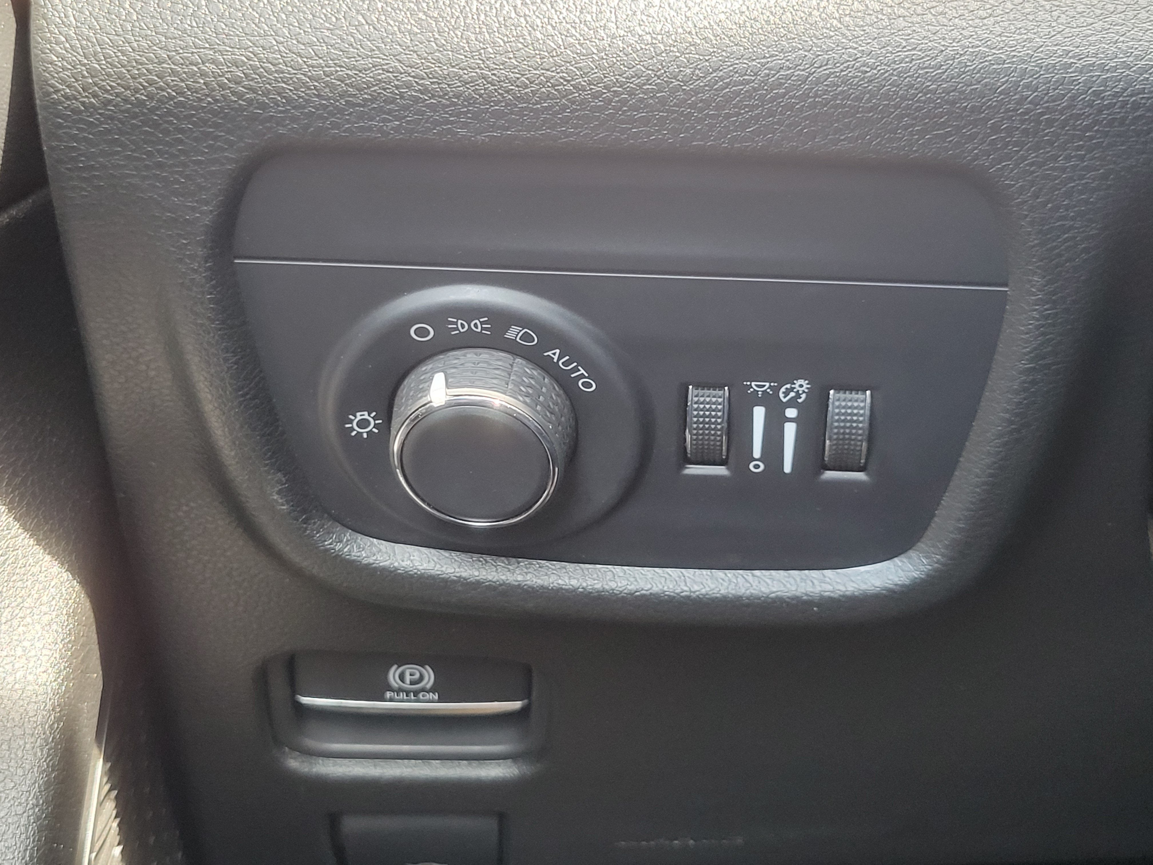 2025 Jeep Grand Cherokee Altitude 4x4