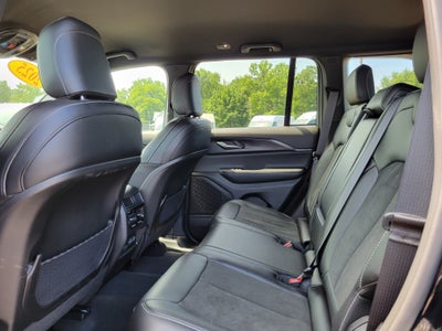 2025 Jeep Grand Cherokee Altitude 4x4