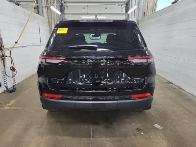 2025 Jeep Grand Cherokee Altitude 4x4