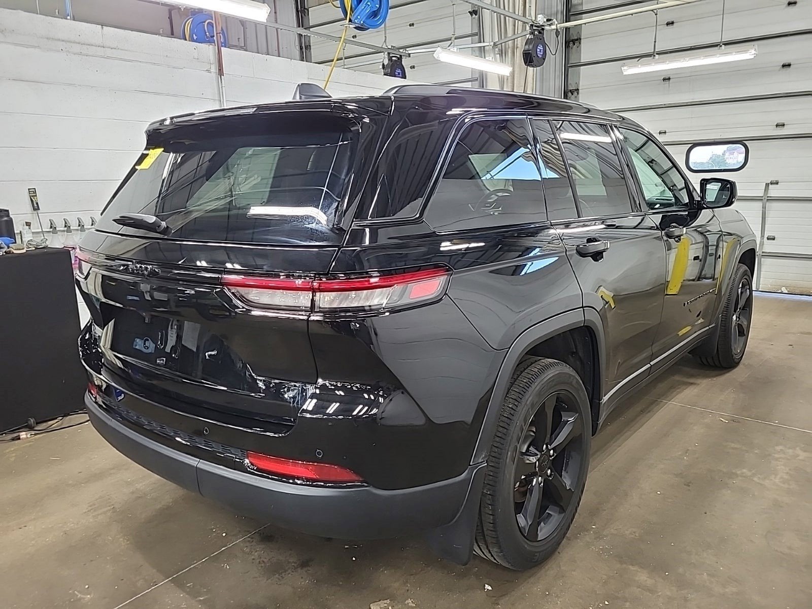 2025 Jeep Grand Cherokee Altitude 4x4
