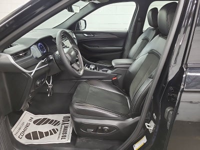2025 Jeep Grand Cherokee Altitude 4x4
