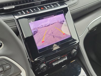 2025 Jeep Grand Cherokee Laredo X 4x4