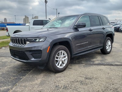 2025 Jeep Grand Cherokee Laredo X 4x4