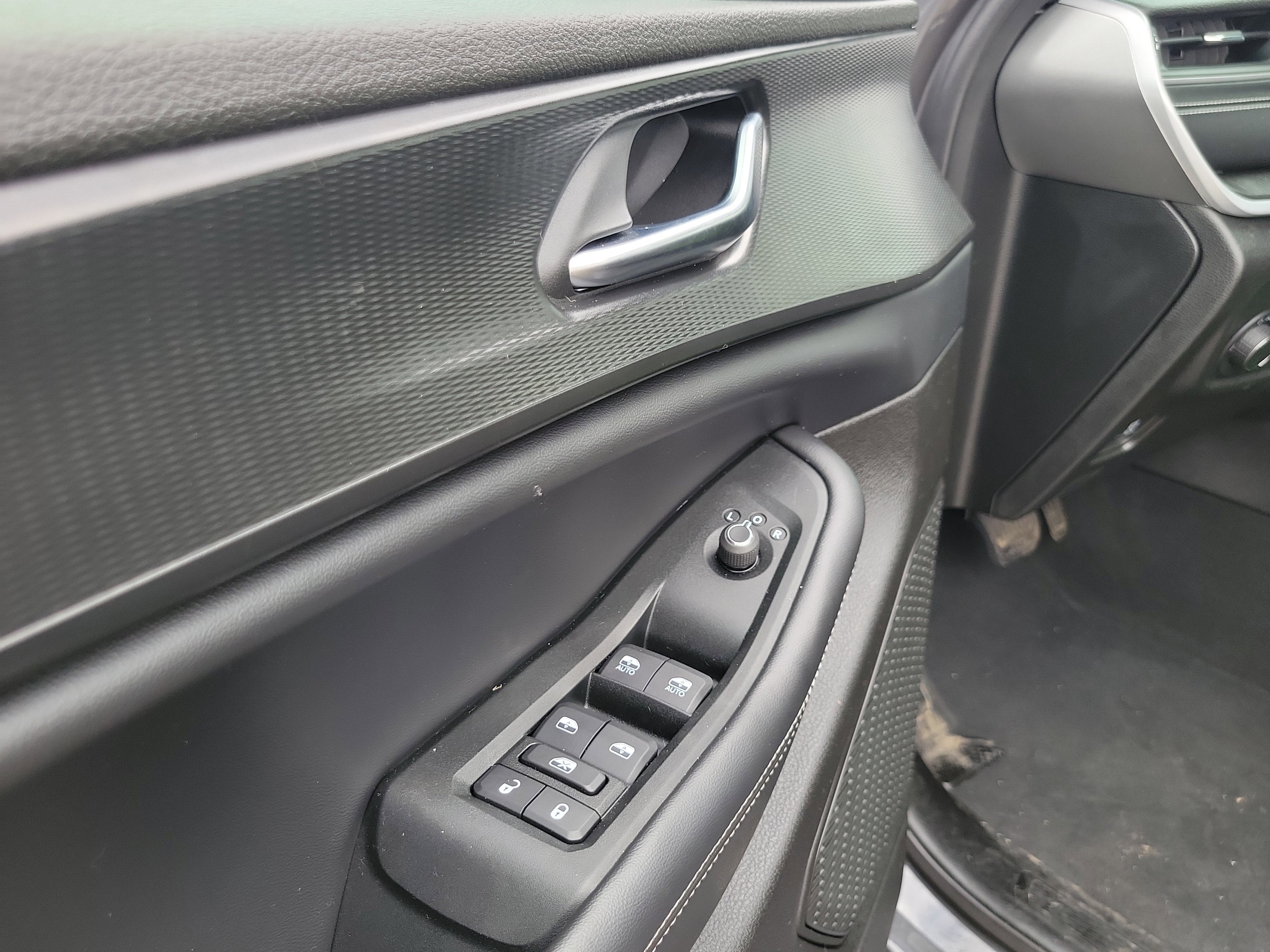 2025 Jeep Grand Cherokee Laredo X 4x4