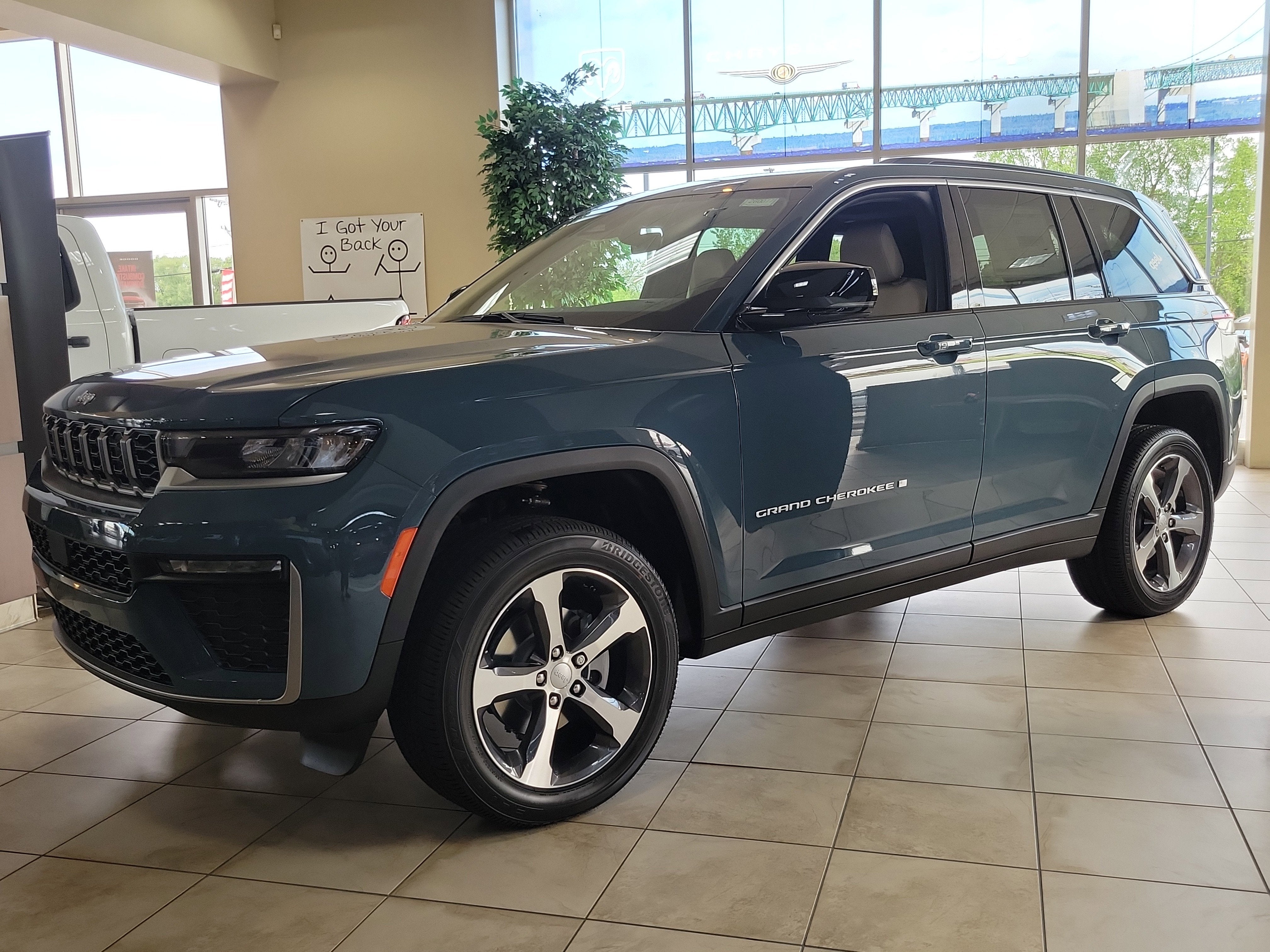 2026 Jeep Grand Cherokee GRAND CHEROKEE LIMITED 4X4