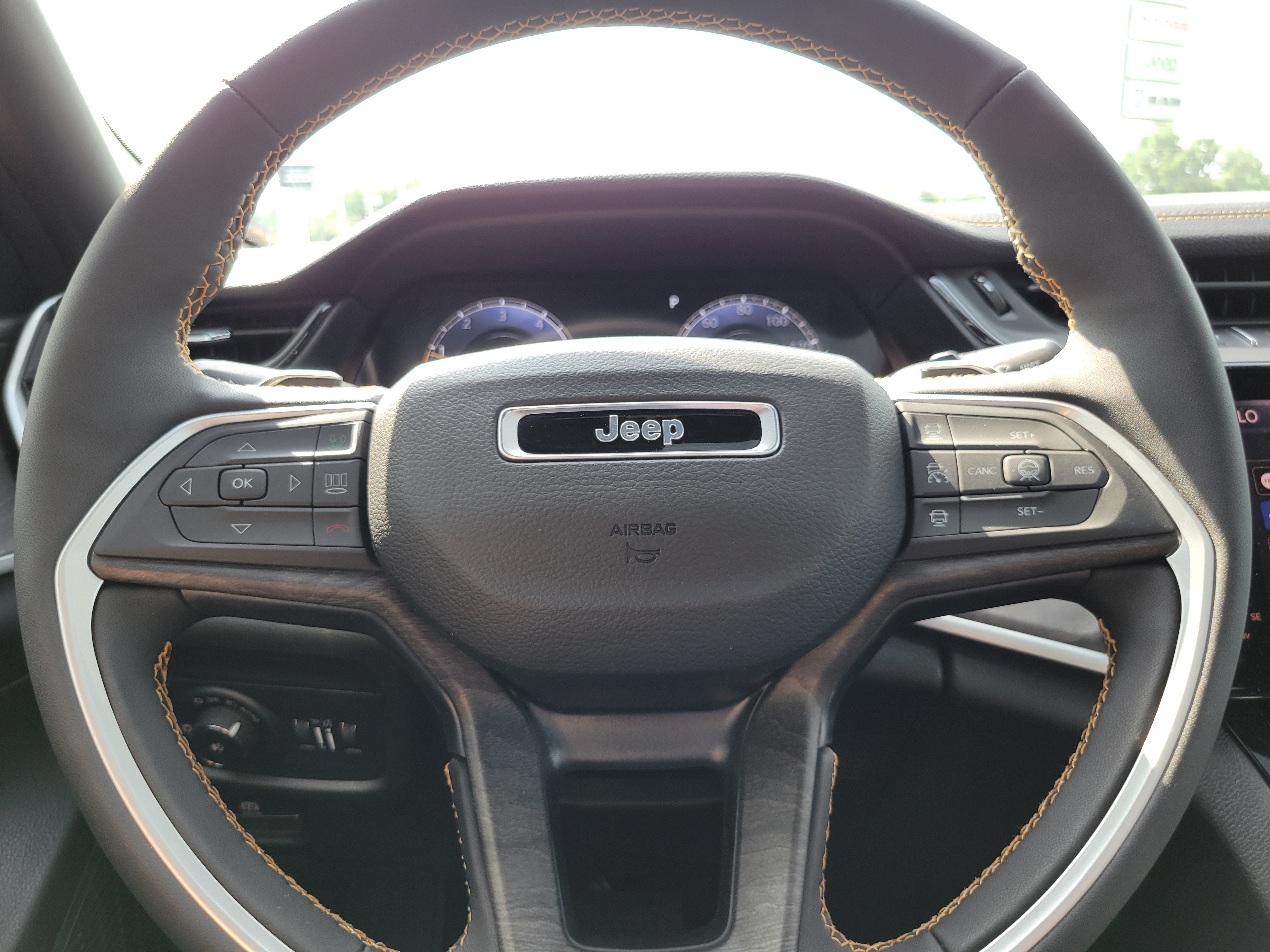2026 Jeep Grand Cherokee GRAND CHEROKEE 85TH ANNIVERSARY EDITION 4X4