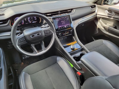 2025 Jeep Grand Cherokee L Altitude X 4x4