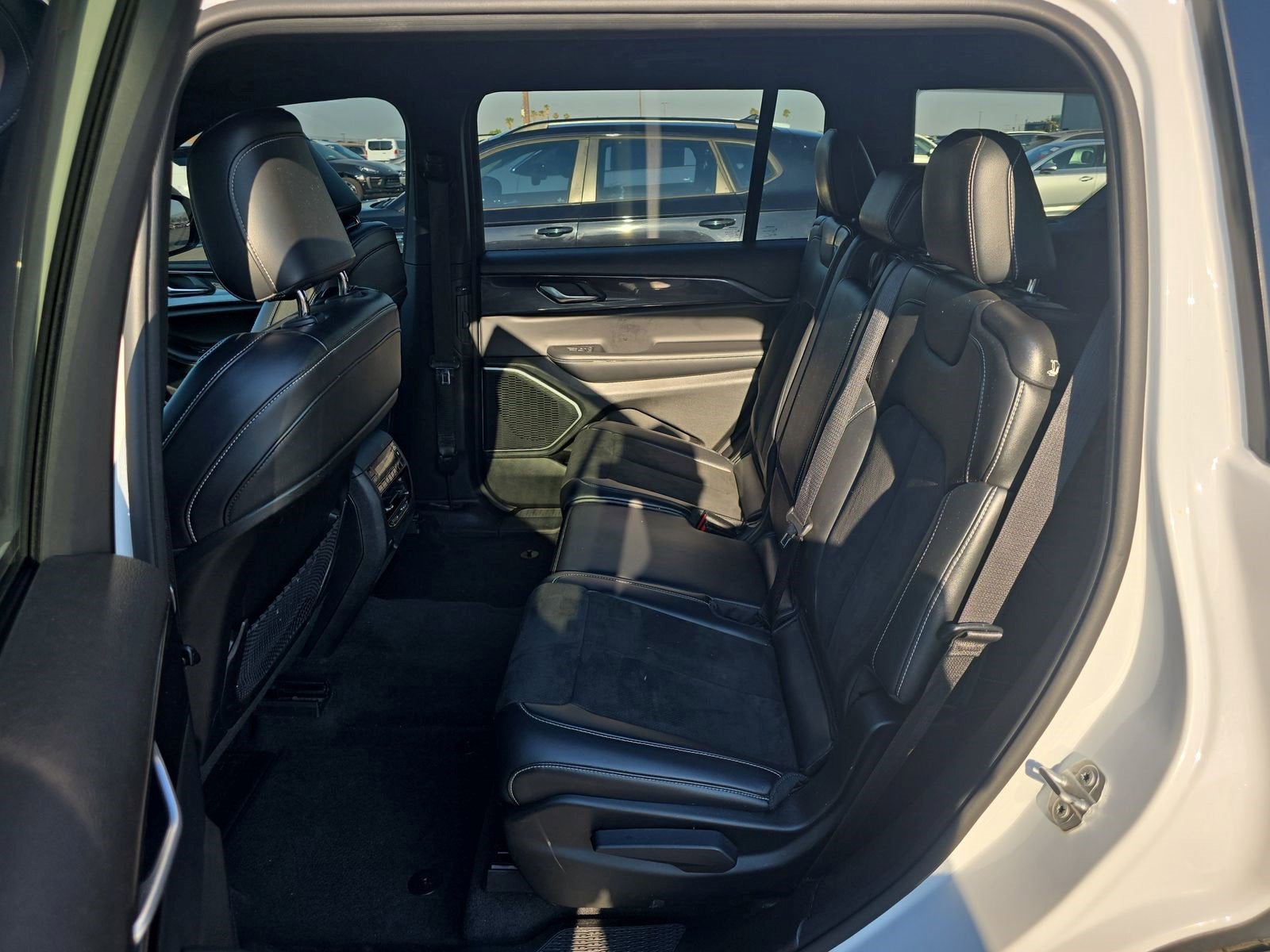 2022 Jeep Grand Cherokee L Altitude 4x4