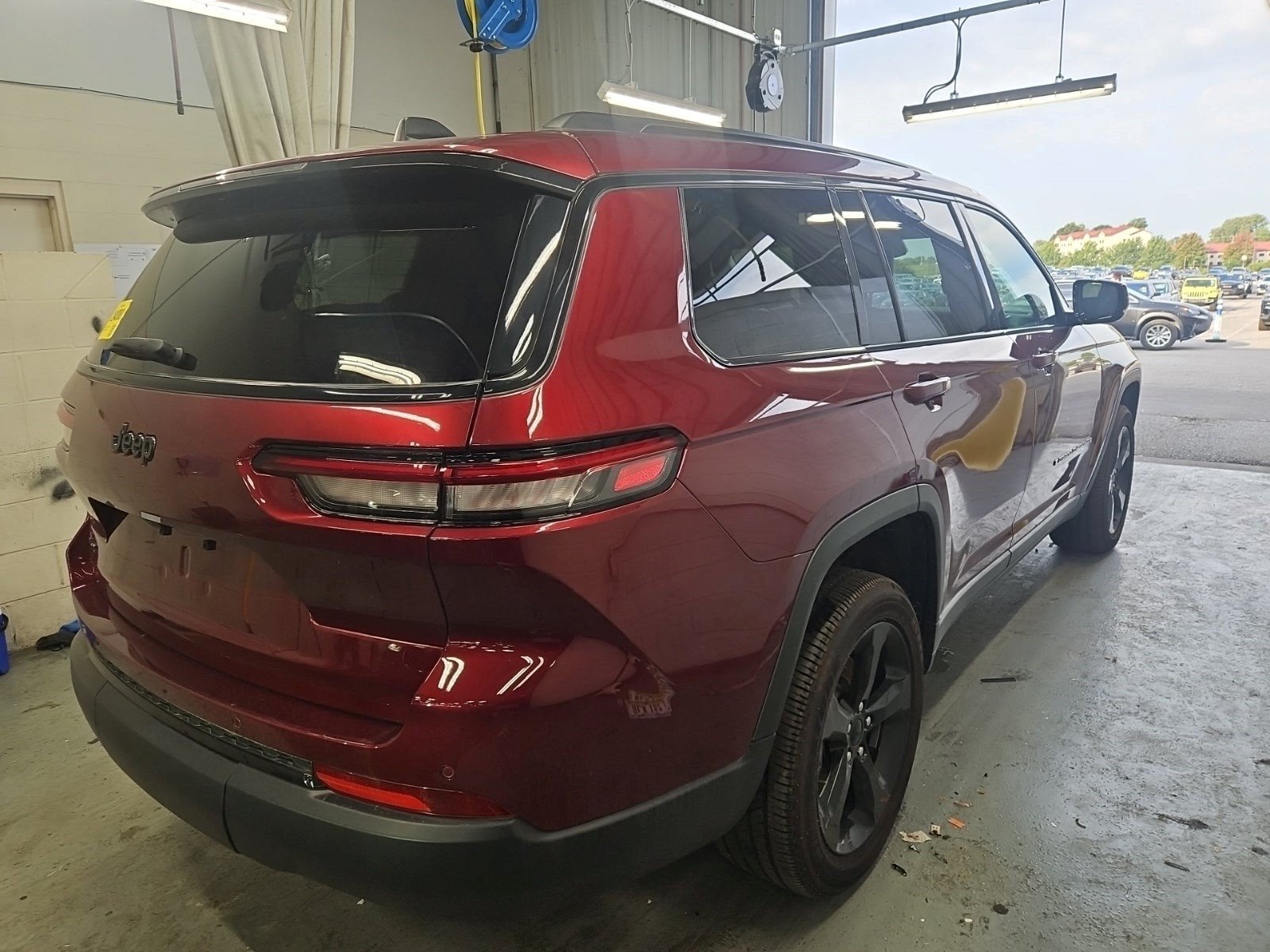 2025 Jeep Grand Cherokee L Altitude 4x4