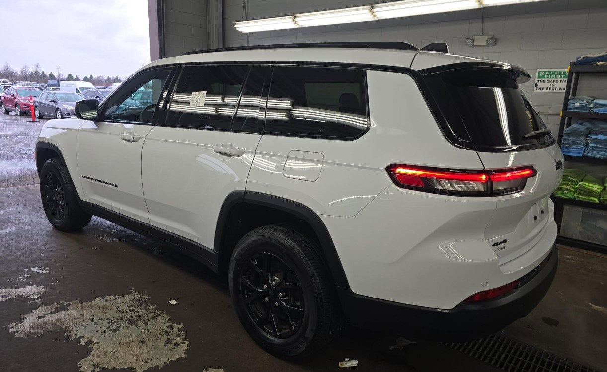 2024 Jeep Grand Cherokee L Altitude X 4x4