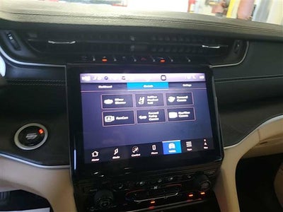 2025 Jeep Grand Cherokee L Limited 4x4