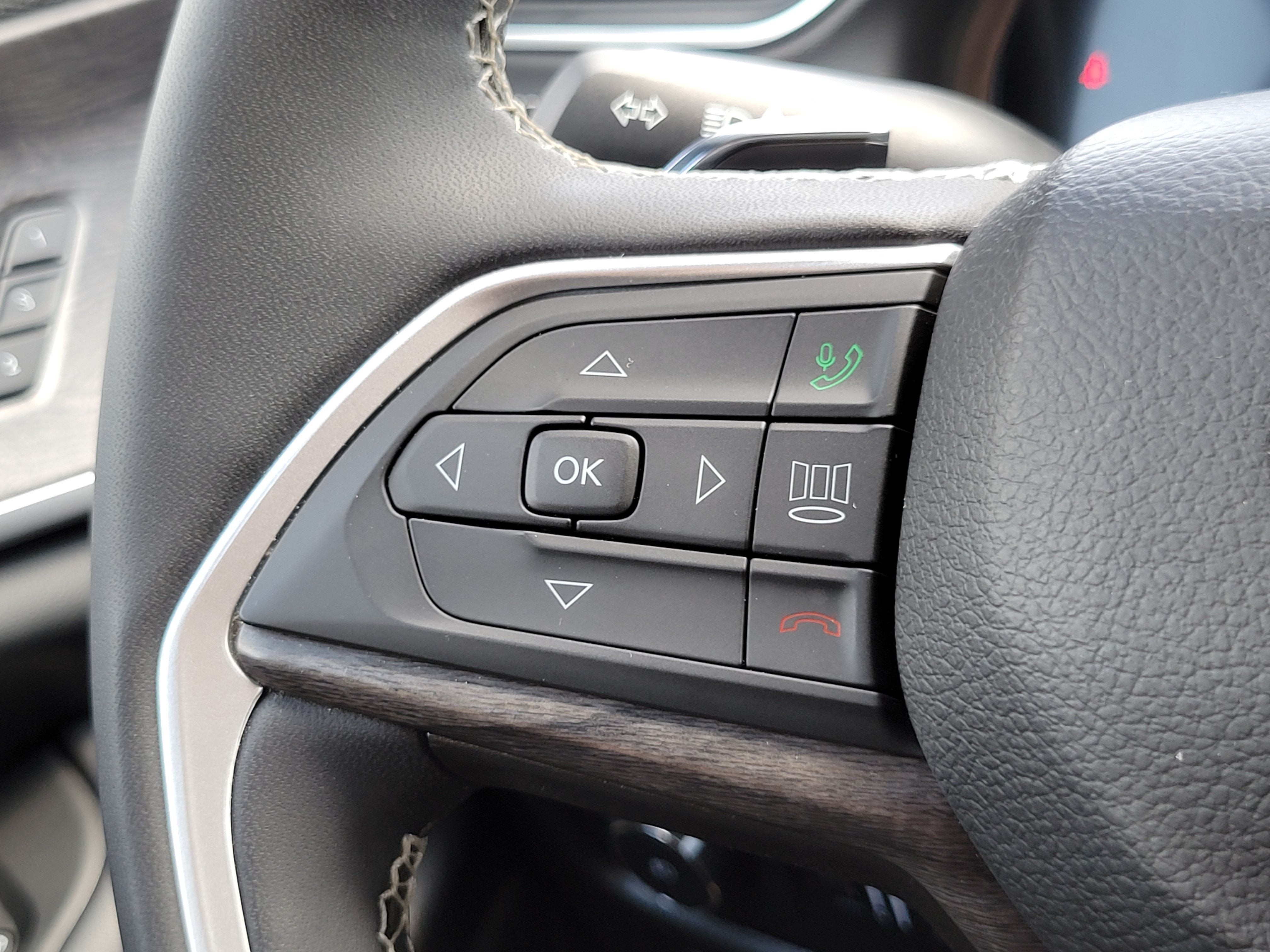 2024 Jeep Grand Cherokee L Limited 4x4
