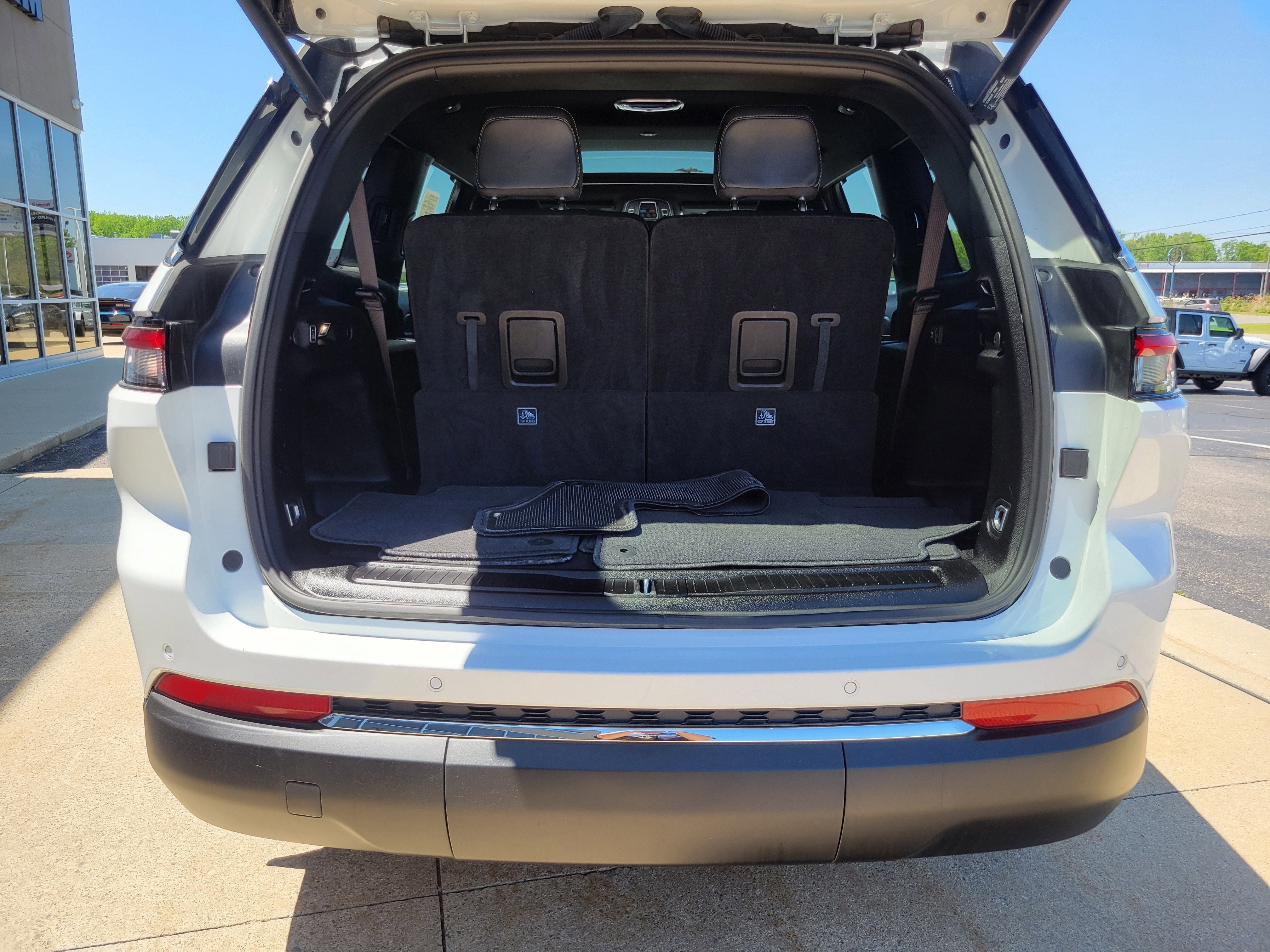 2025 Jeep Grand Cherokee L Limited 4x4