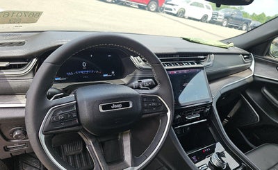 2024 Jeep Grand Cherokee L Limited 4x4