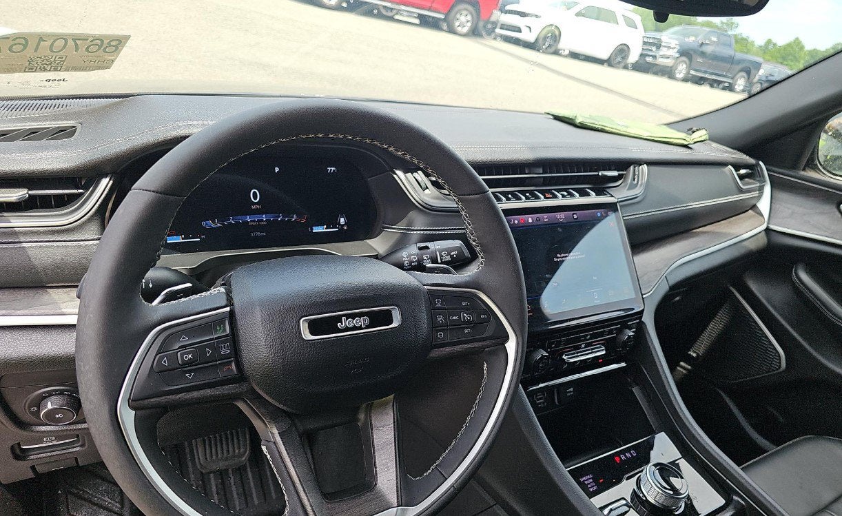 2024 Jeep Grand Cherokee L Limited 4x4