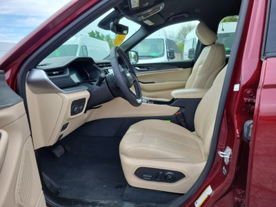 2025 Jeep Grand Cherokee L Limited 4x4