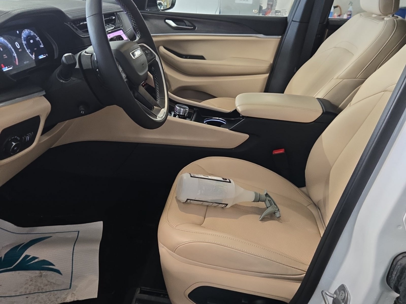 2025 Jeep Grand Cherokee L Limited 4x4