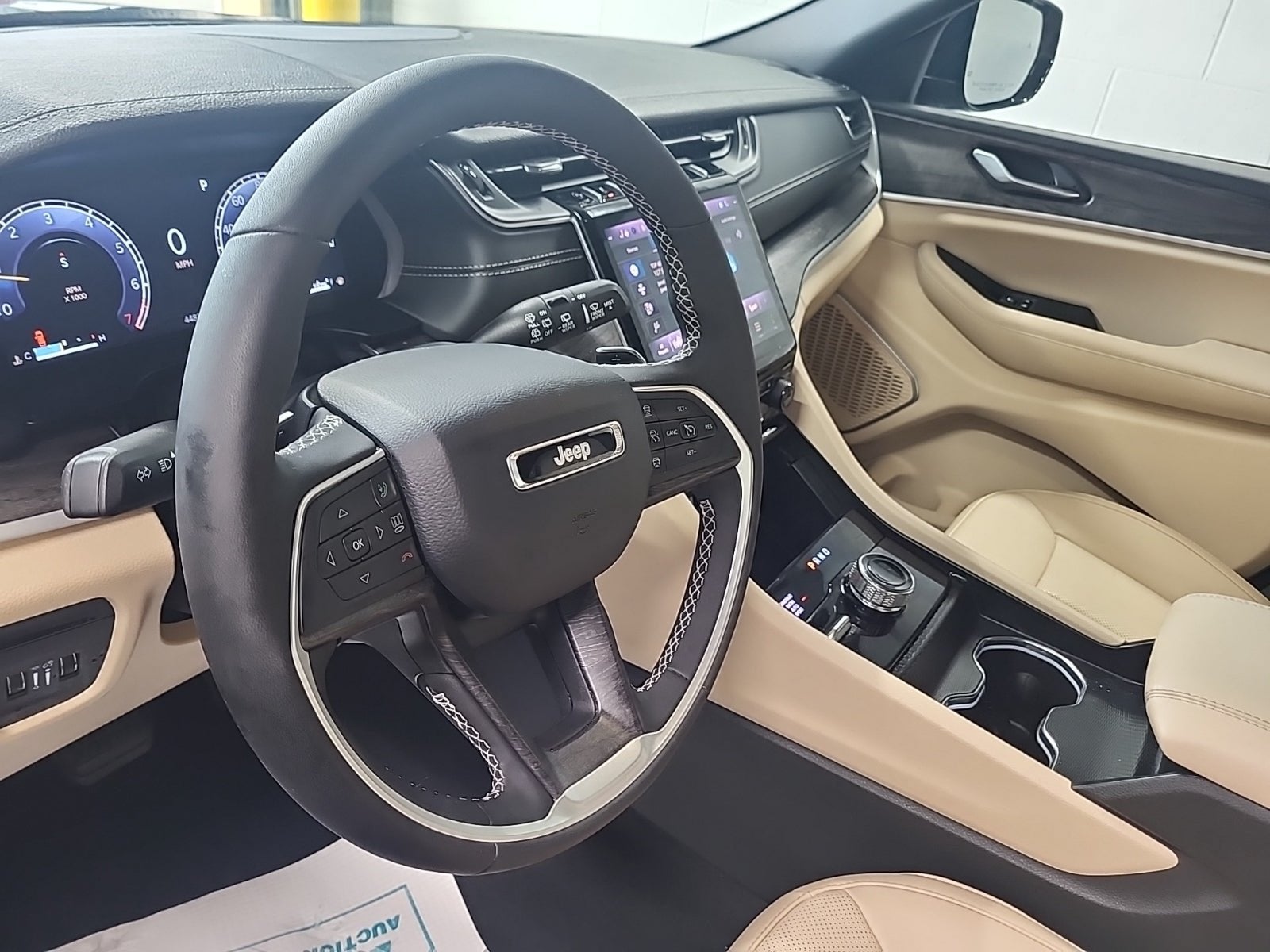 2025 Jeep Grand Cherokee L Limited 4x4
