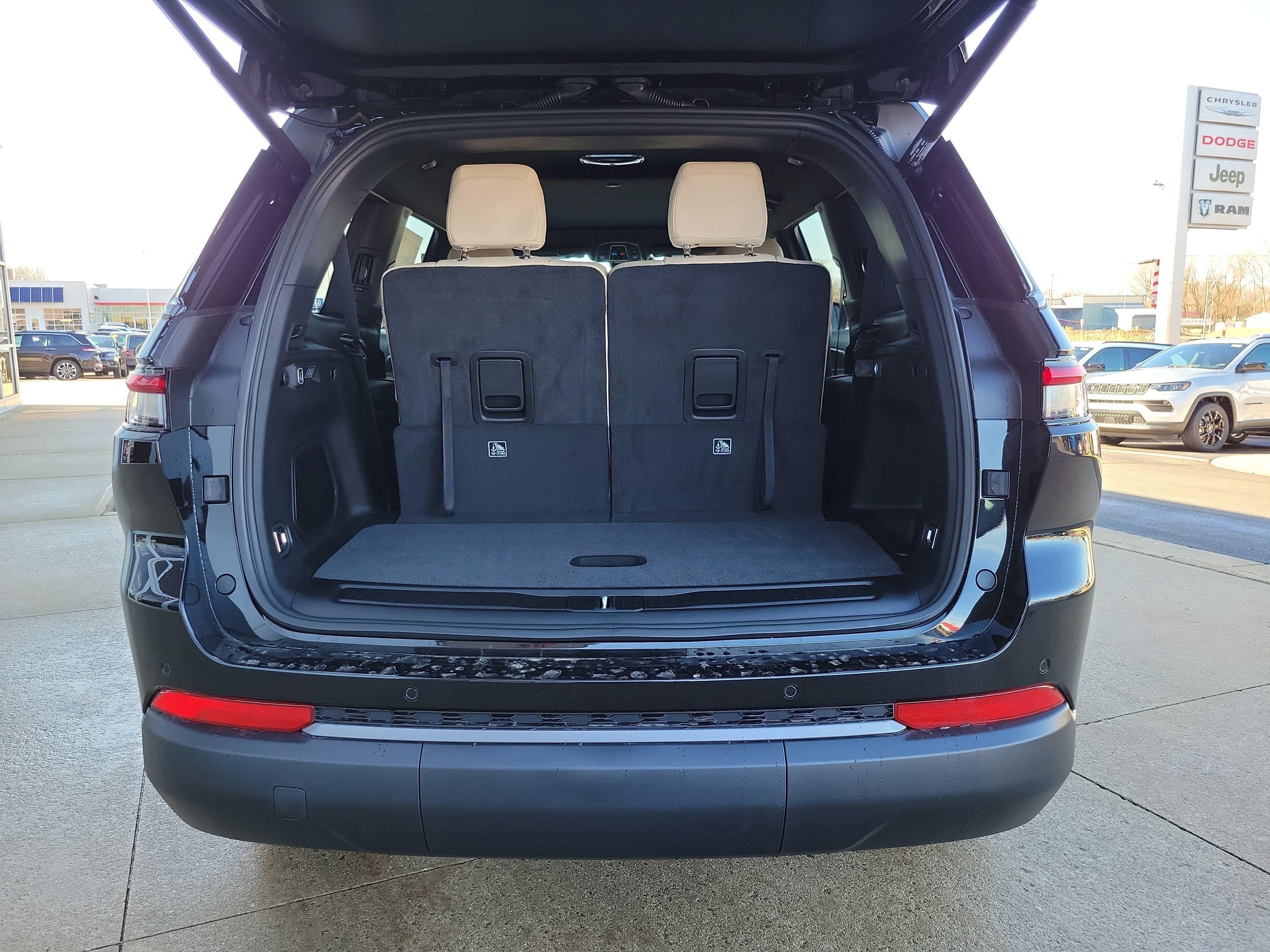 2026 Jeep Grand Cherokee GRAND CHEROKEE L LIMITED 4X4