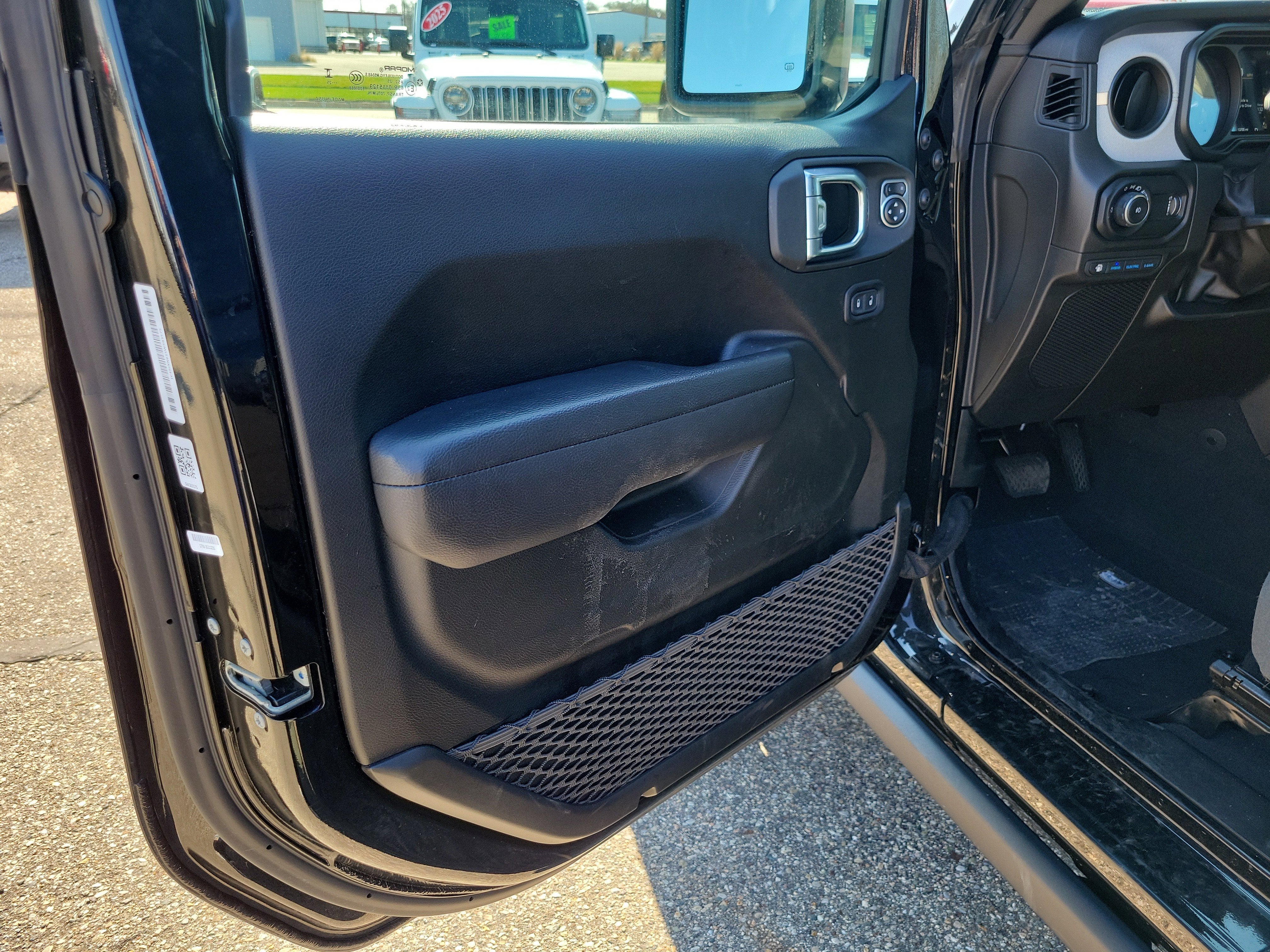 2025 Jeep Wrangler 4xe Willys 4xe