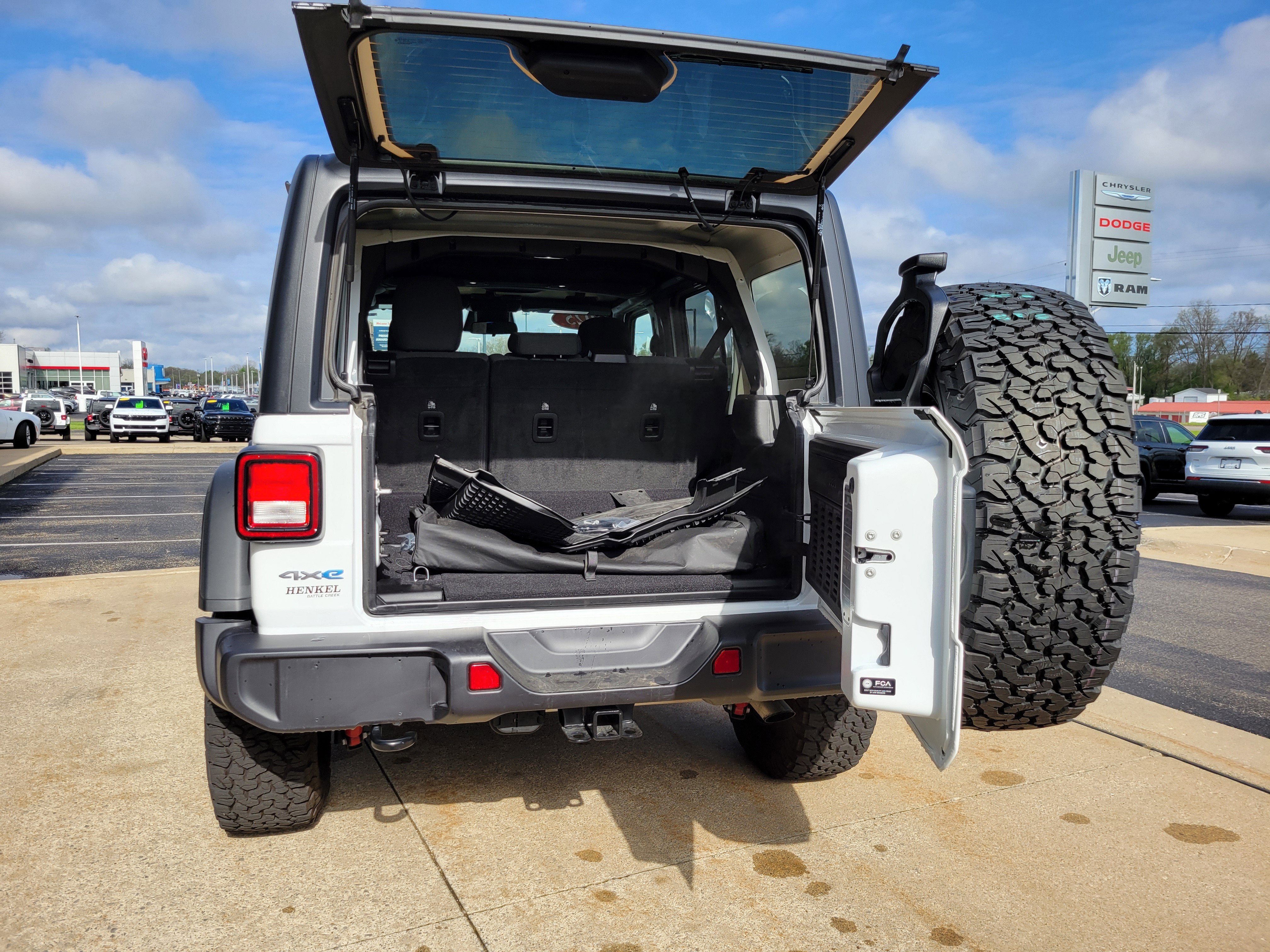 2025 Jeep Wrangler 4xe Willys 4xe