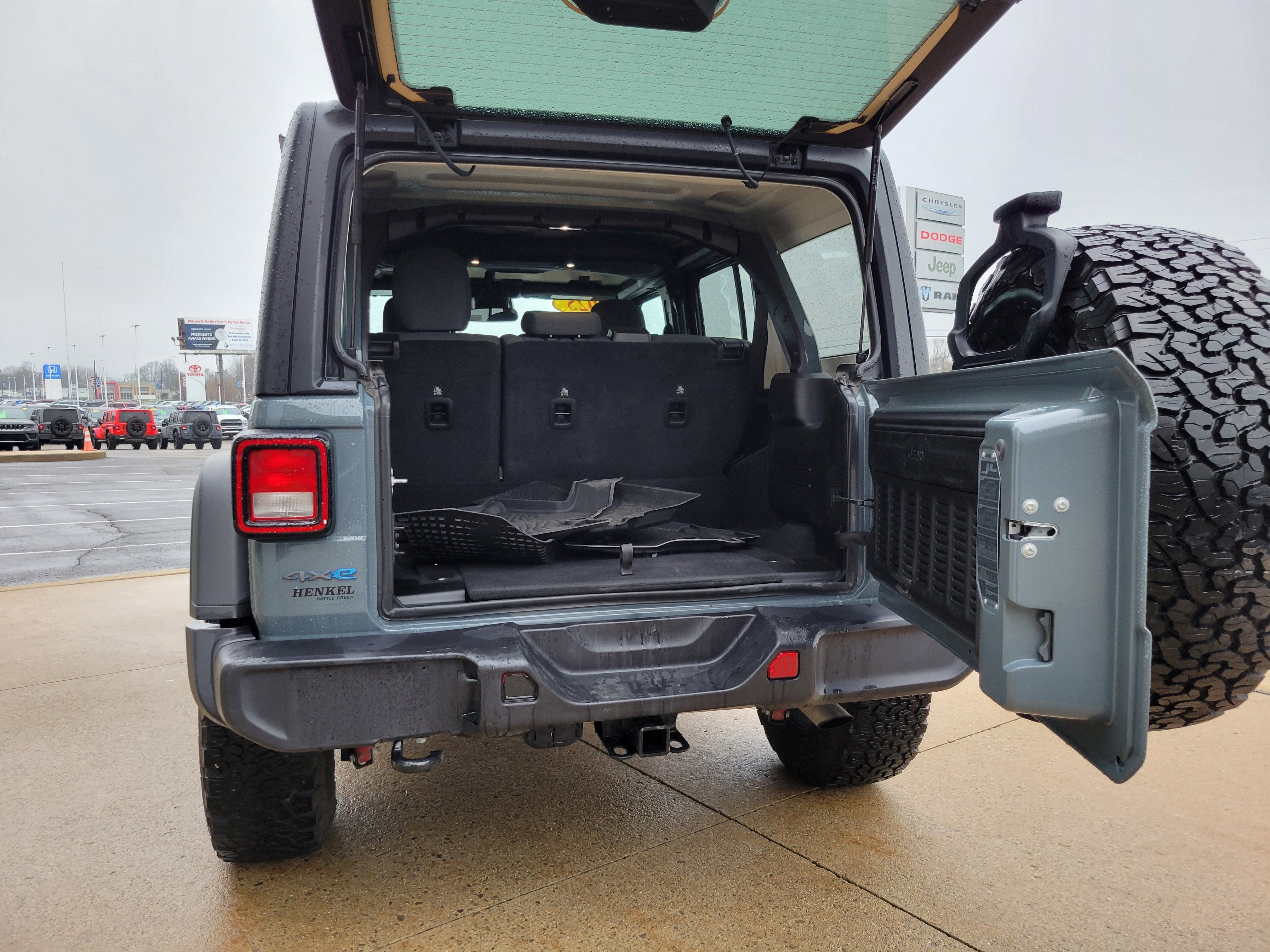 2025 Jeep Wrangler 4xe Willys 4xe