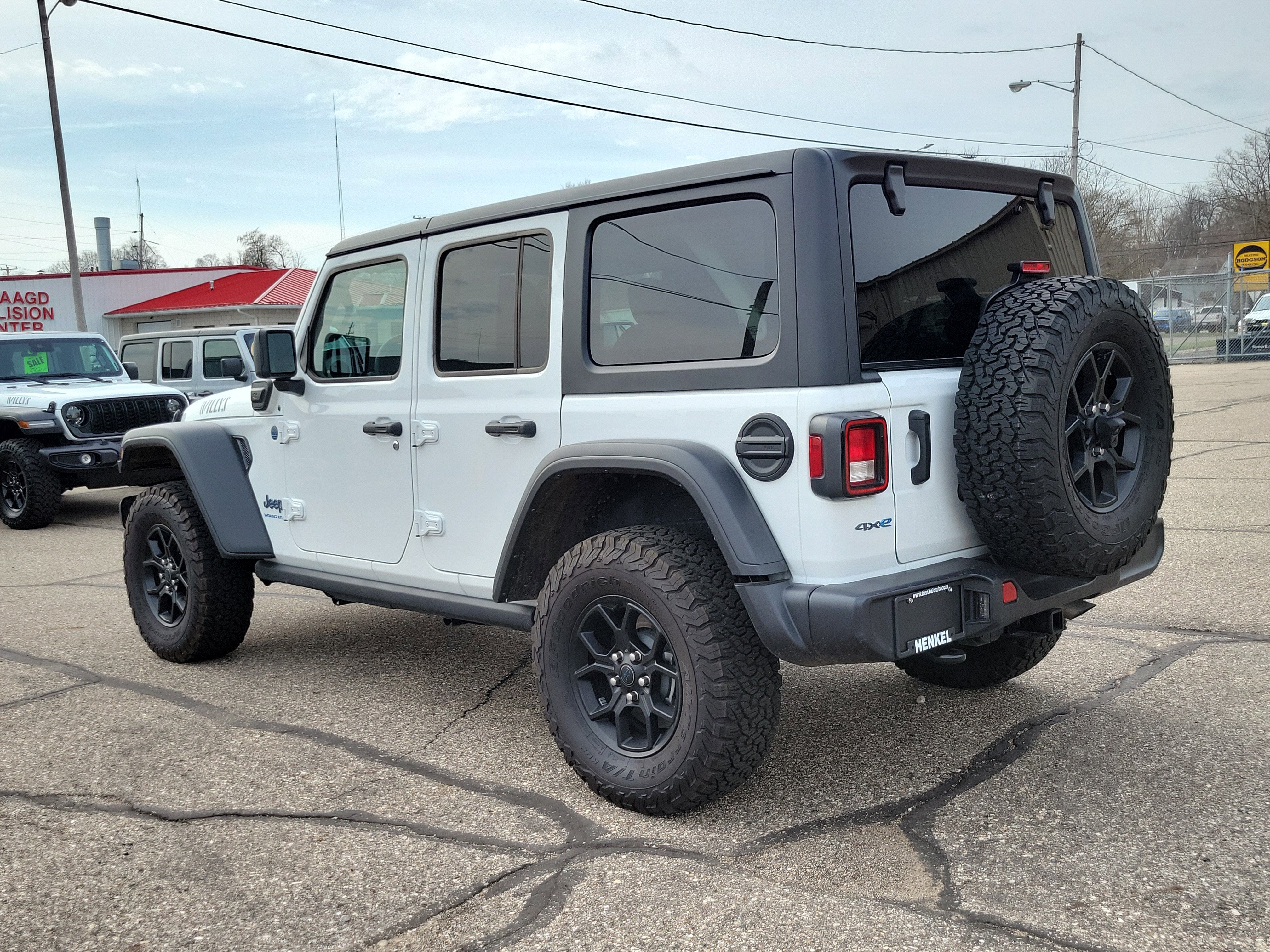 2025 Jeep Wrangler 4xe Willys 4xe